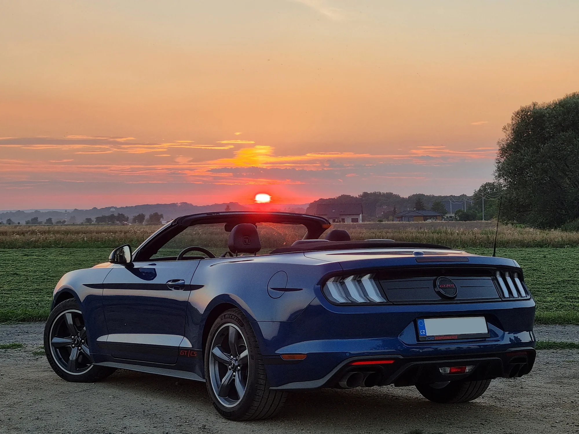 Zážitková jízda s Fordem Mustang California Special 5.0 V8 na 12 až 72 hodin
