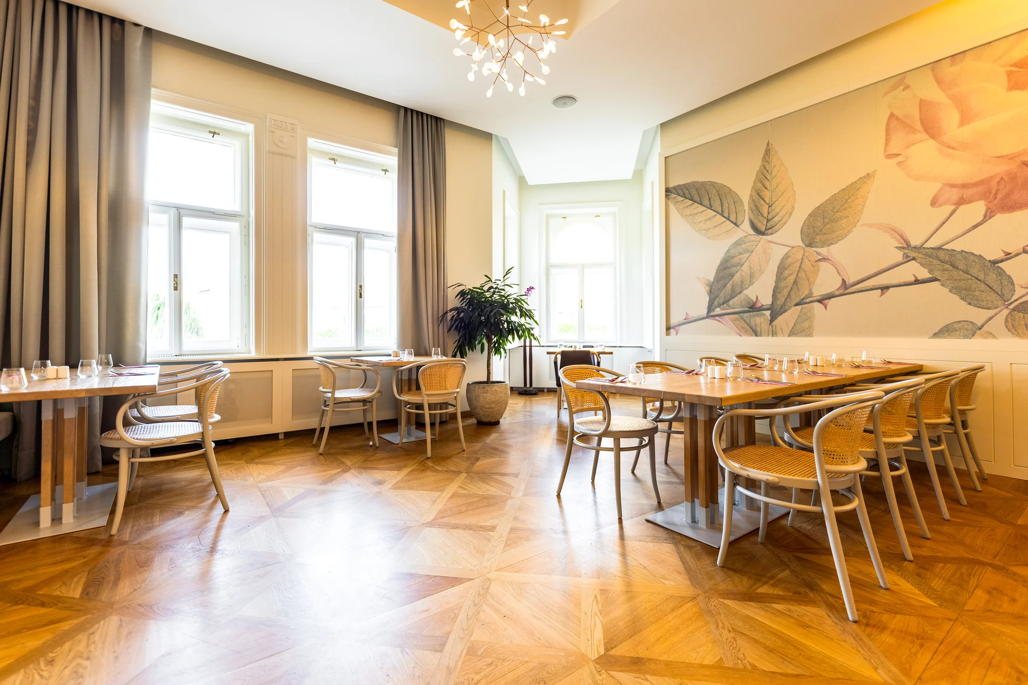 Luxusní 7chodové menu i vinné párování ve zrekonstruované secesní Ville Rosenaw