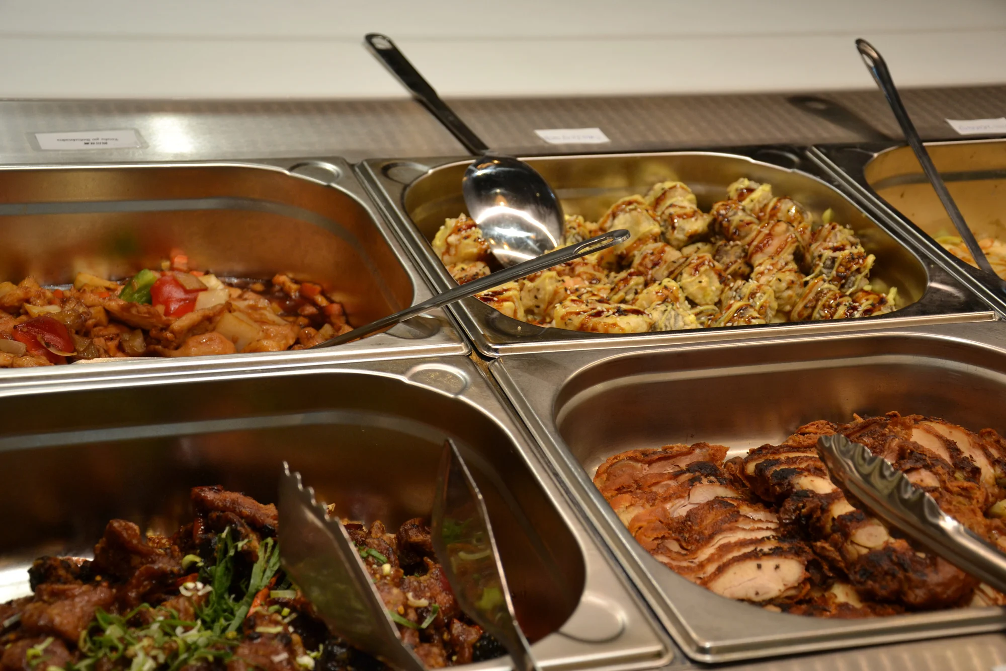 All you can eat v asijském bistru u O2 arény: krevety, sushi, sečuánské kuře i tofu a jiné dobroty