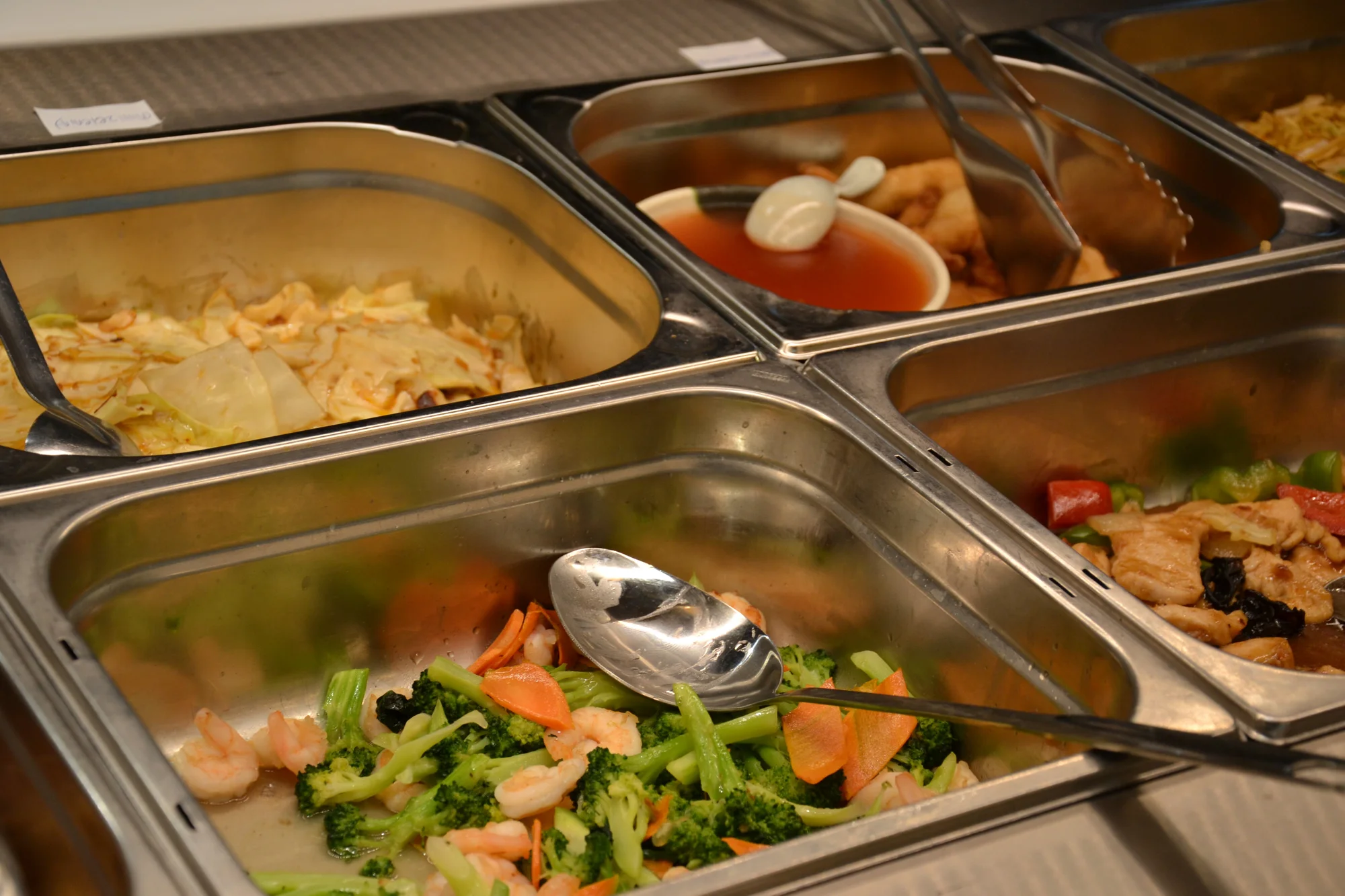 All you can eat v asijském bistru u O2 arény: krevety, sushi, sečuánské kuře i tofu a jiné dobroty