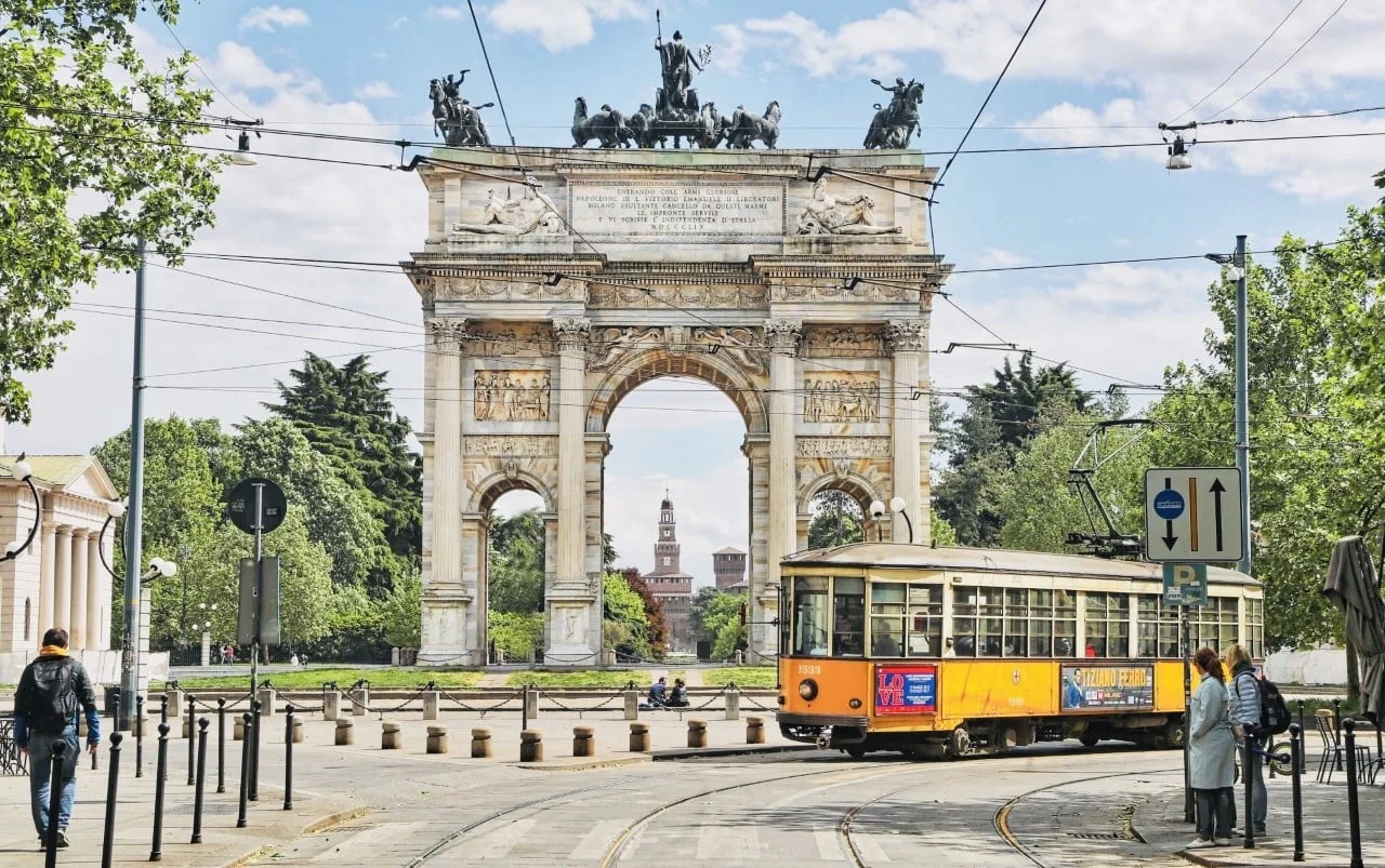 Italská dovolená v Miláně: pobyt se snídaní, památky i nákupy