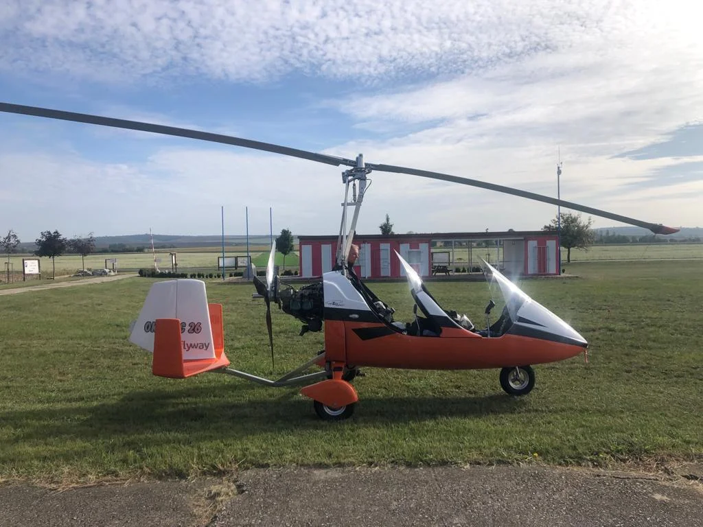Netradiční zážitek v oblacích: pilotem vírníku na zkoušku pro 1 osobu