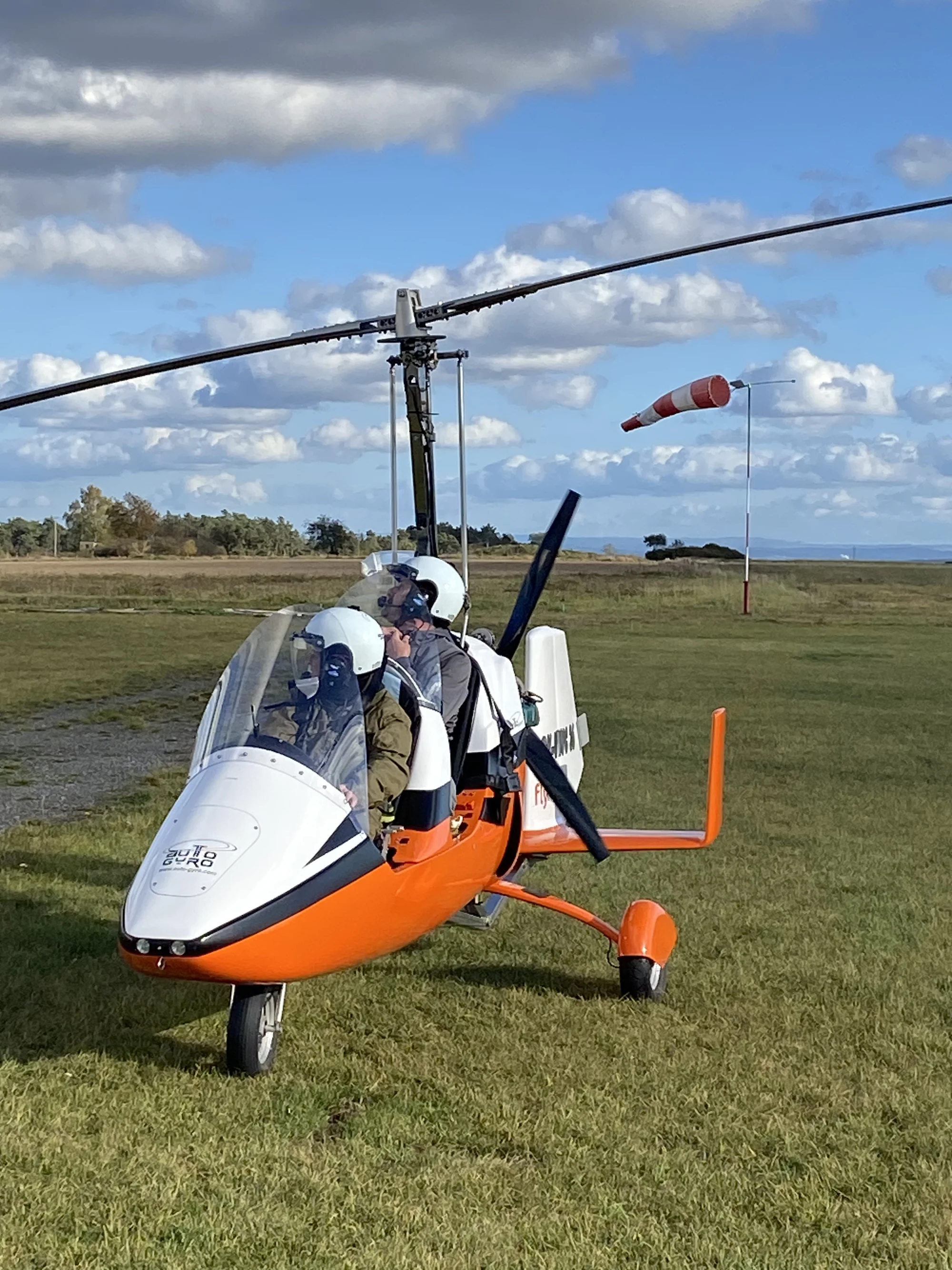 Netradiční zážitek v oblacích: pilotem vírníku na zkoušku pro 1 osobu