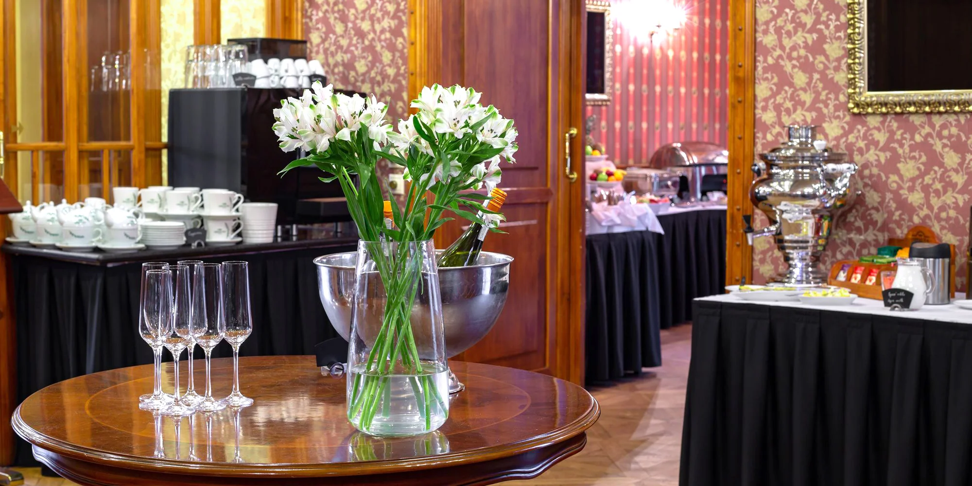 Romantický pobyt v hotelu Chateau St. Havel****: zámecké snídaně, degustační večeře, wellness i šampaňské