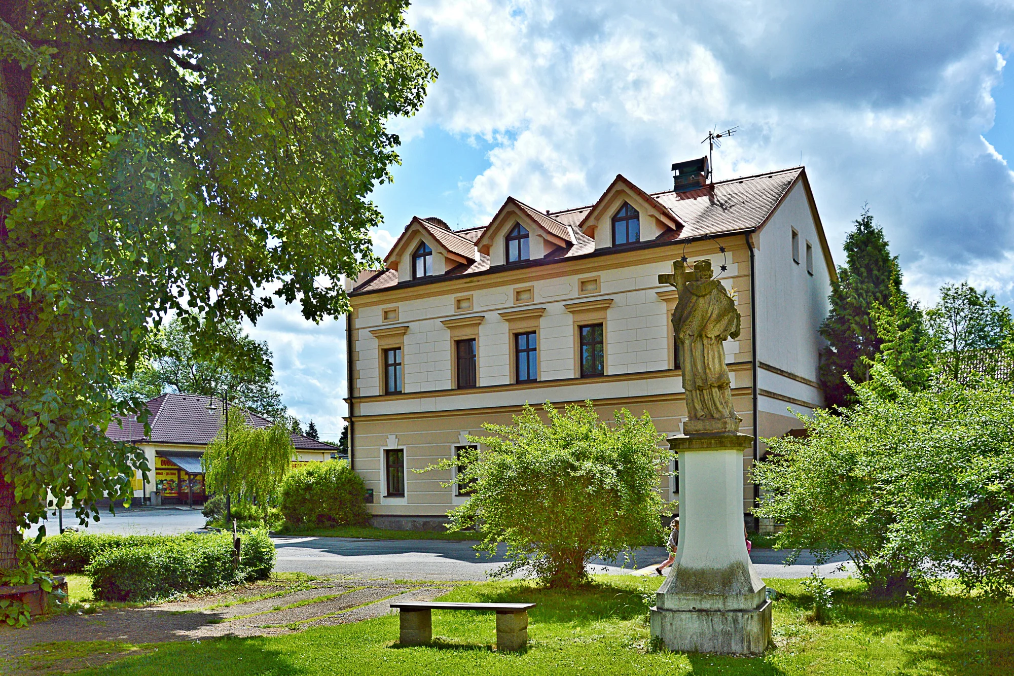 Pobyt na Plzeňsku se snídaní i privátním wellness vč. romantické varianty