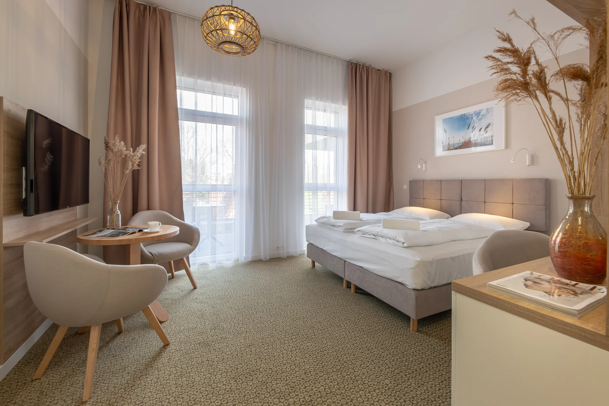 Luxusní pobyt u Baltu a jezera Jamno: hotel s wellness a střešní terasou, snídaně nebo polopenze