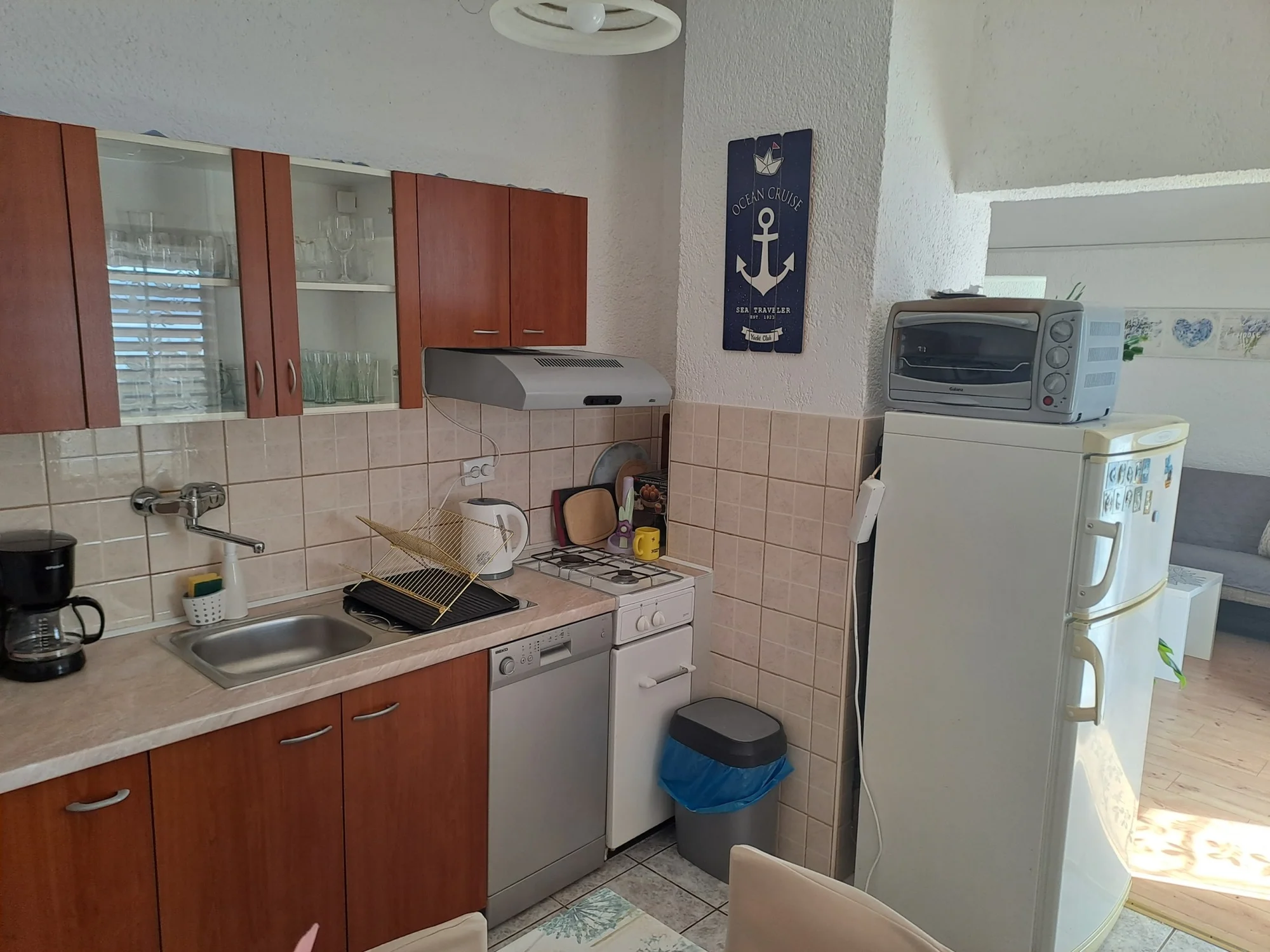 Vybavené apartmány s balkonem pro 4–5 osob v chorvatském Karlobagu