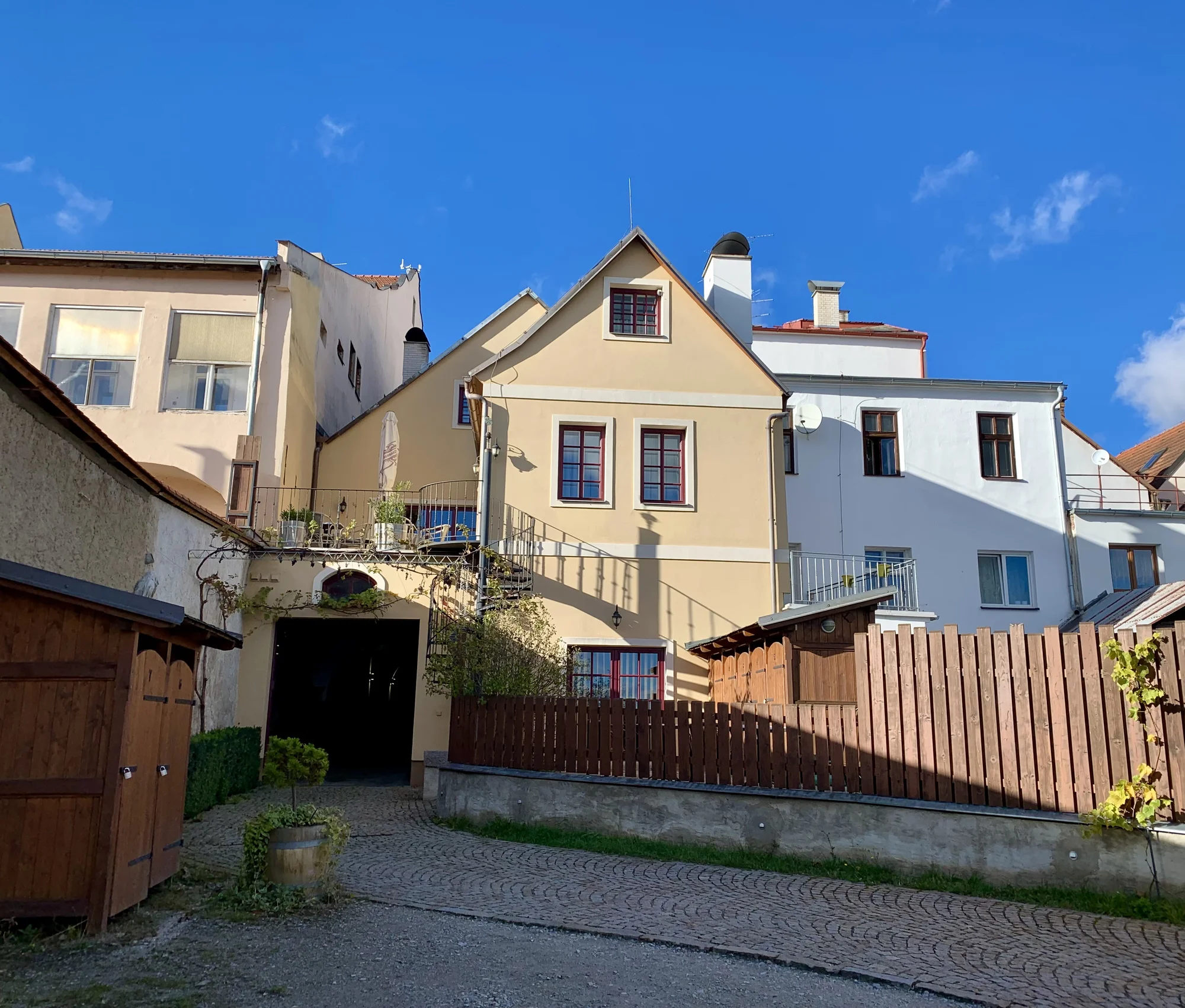4* penzion v srdci Jindřichova Hradce: dovolená se snídaní a privátní saunou
