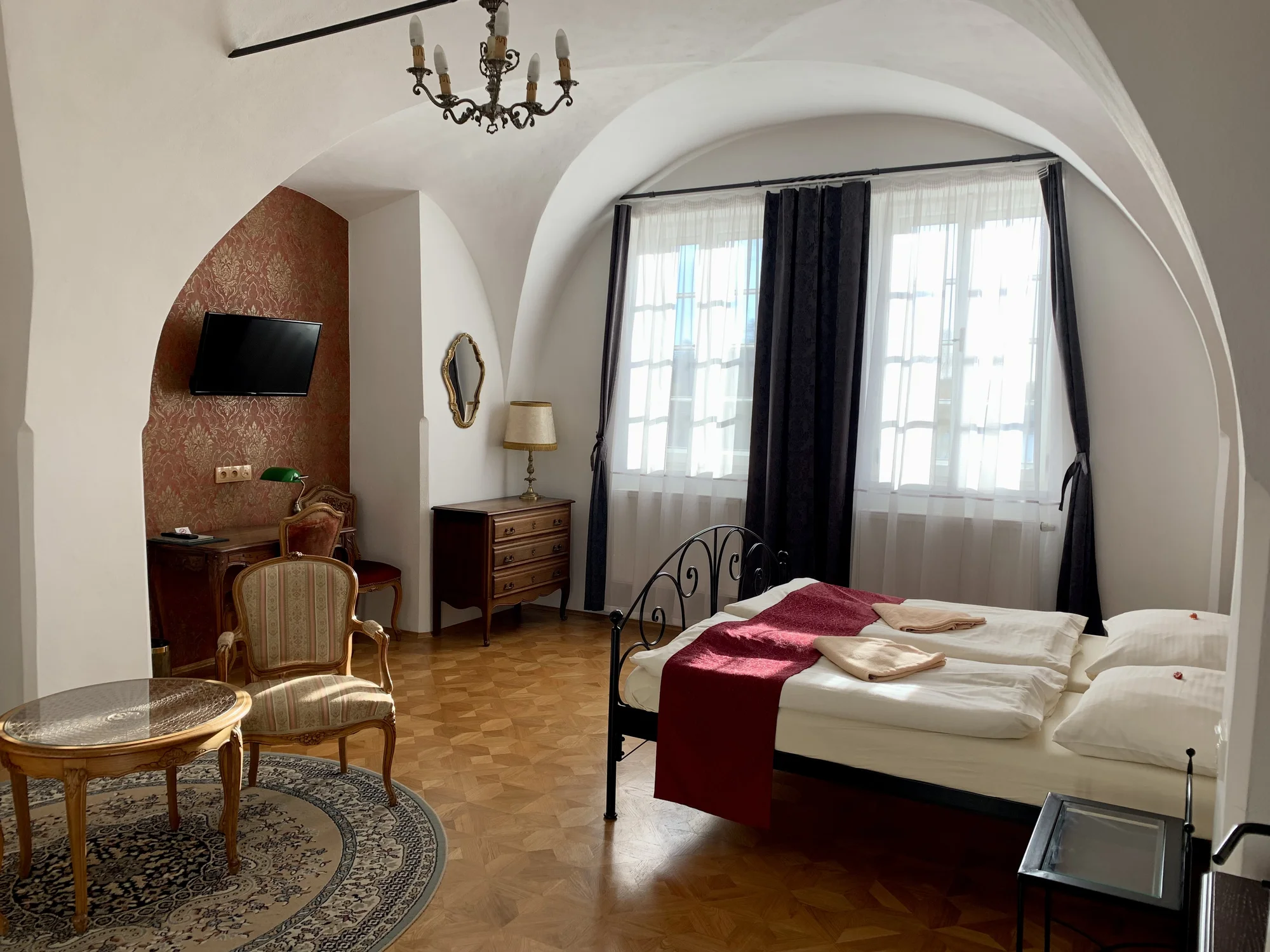 4* penzion v srdci Jindřichova Hradce: dovolená se snídaní a privátní saunou