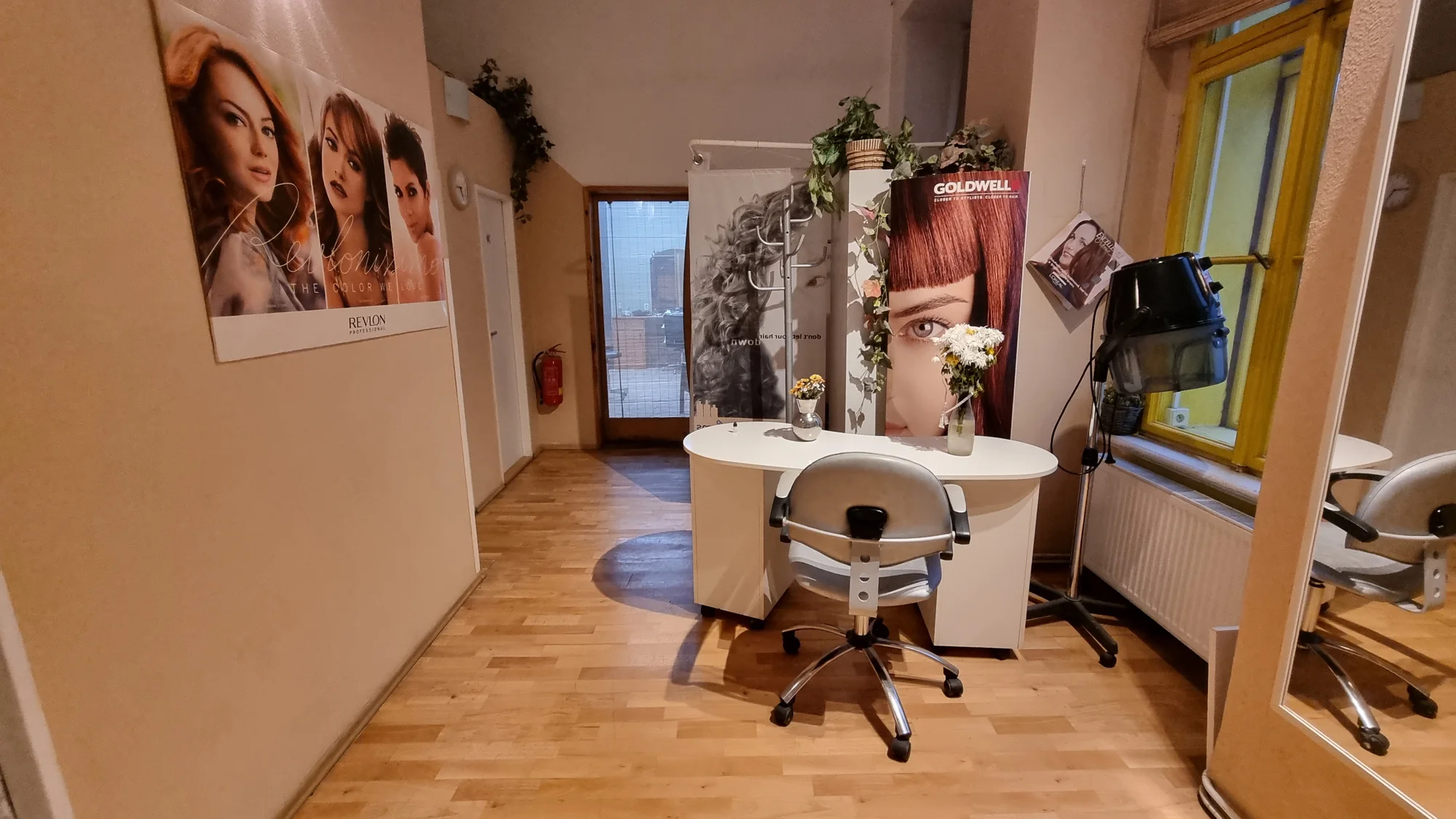 Kadeřnické balíčky pro děti, pány a dámy i vč. barvení nebo úprava vousů v Modřanech