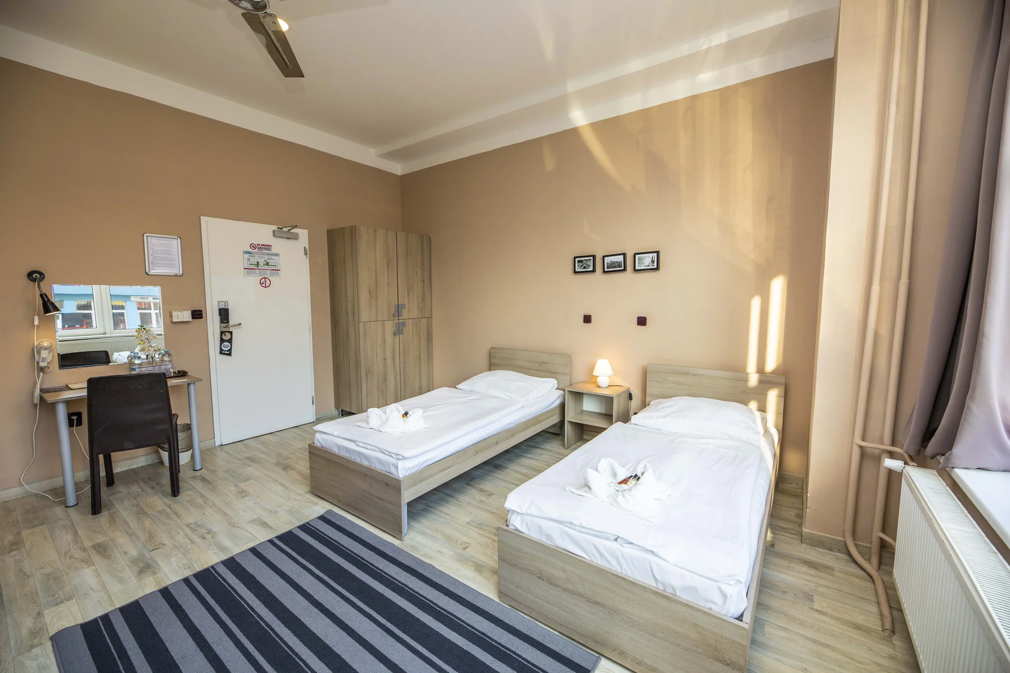 Hostel v pražských Holešovicích, vč. bufetové snídaně, bazénu a sauny