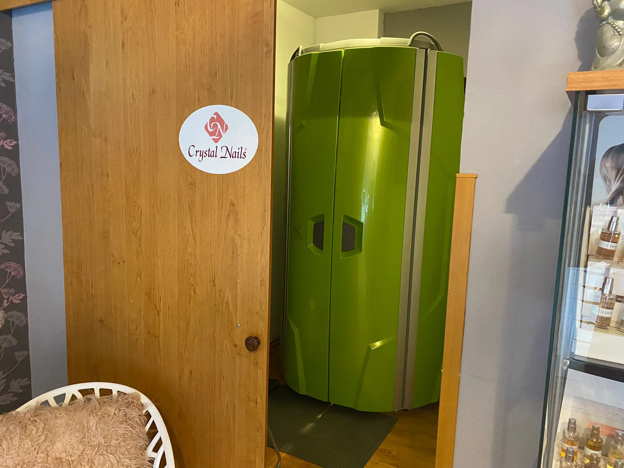 Permanentka na 50 nebo 110 minut opalování ve vertikálním soláriu