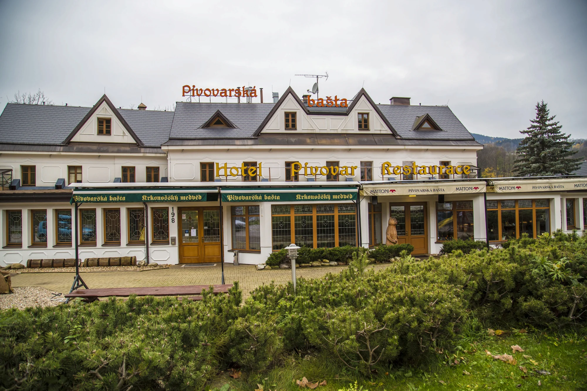 Hotel s pivovarem v Krkonoších: snídaně či polopenze, možnost exkurze i romantické večeře