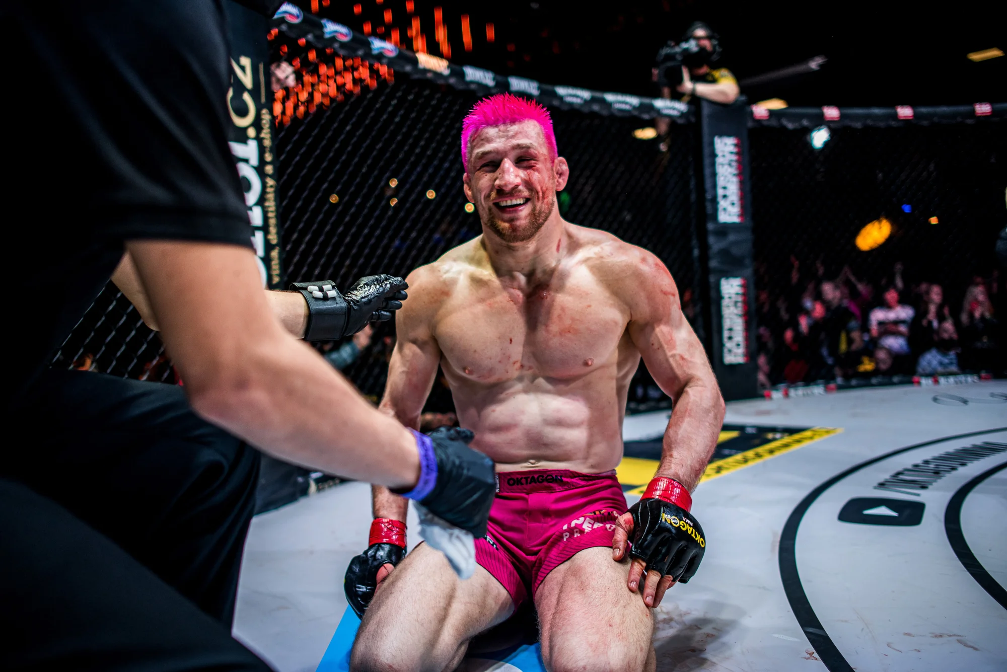 Soukromý trénink s Davidem "Pink Pantherem" Kozmou: lekce MMA pro jednoho i dva rváče