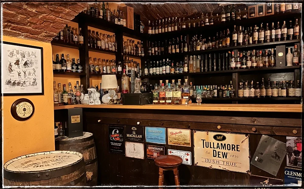 Putování po skotských ostrovech: degustace prémiové whisky pro 1 až 2 osoby