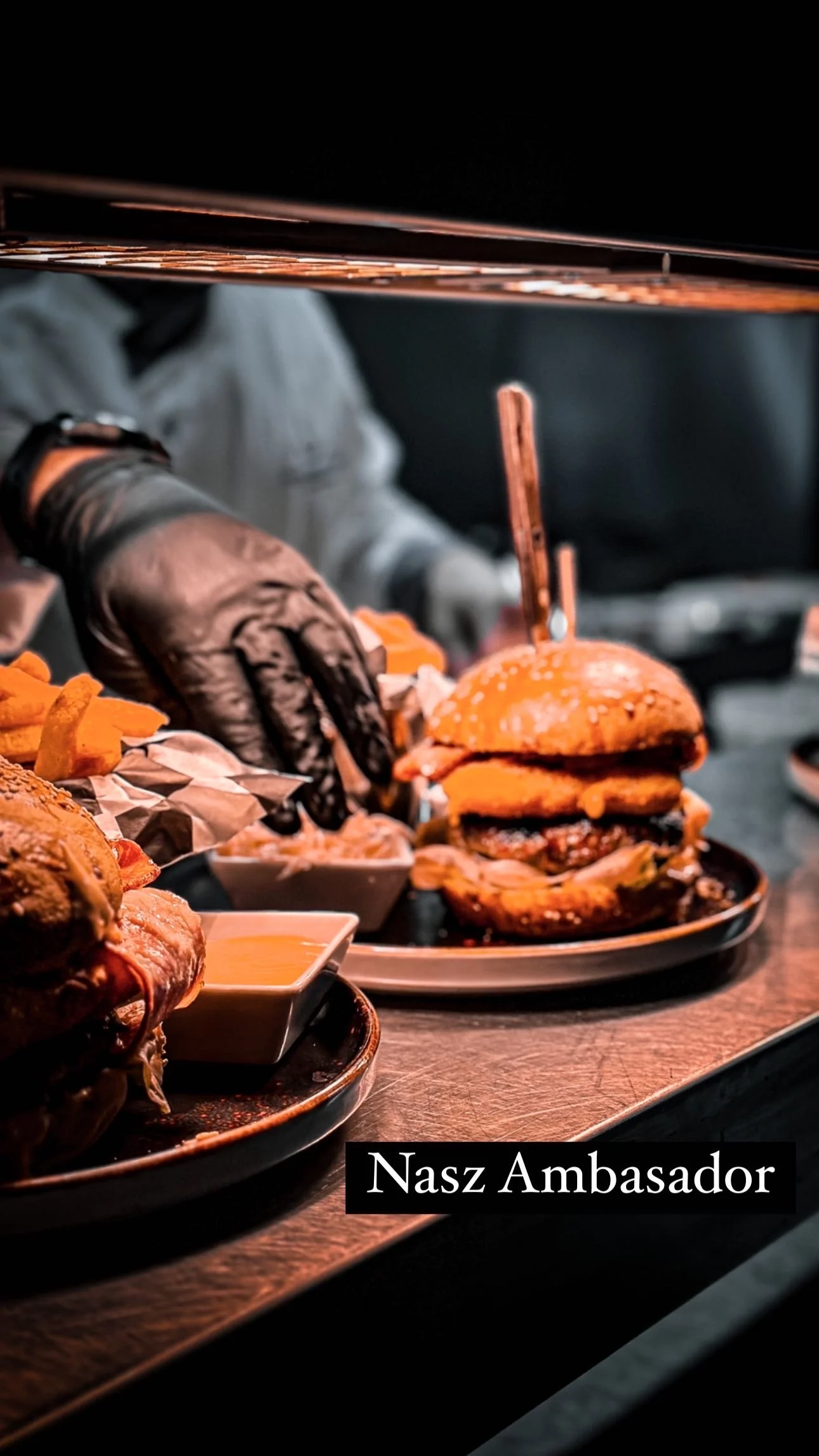 Otevřený voucher na jídlo i nápoje v hodnotě 250 PLN ve steakhousu a privátní vířivka v polské Kudowě Zdróji