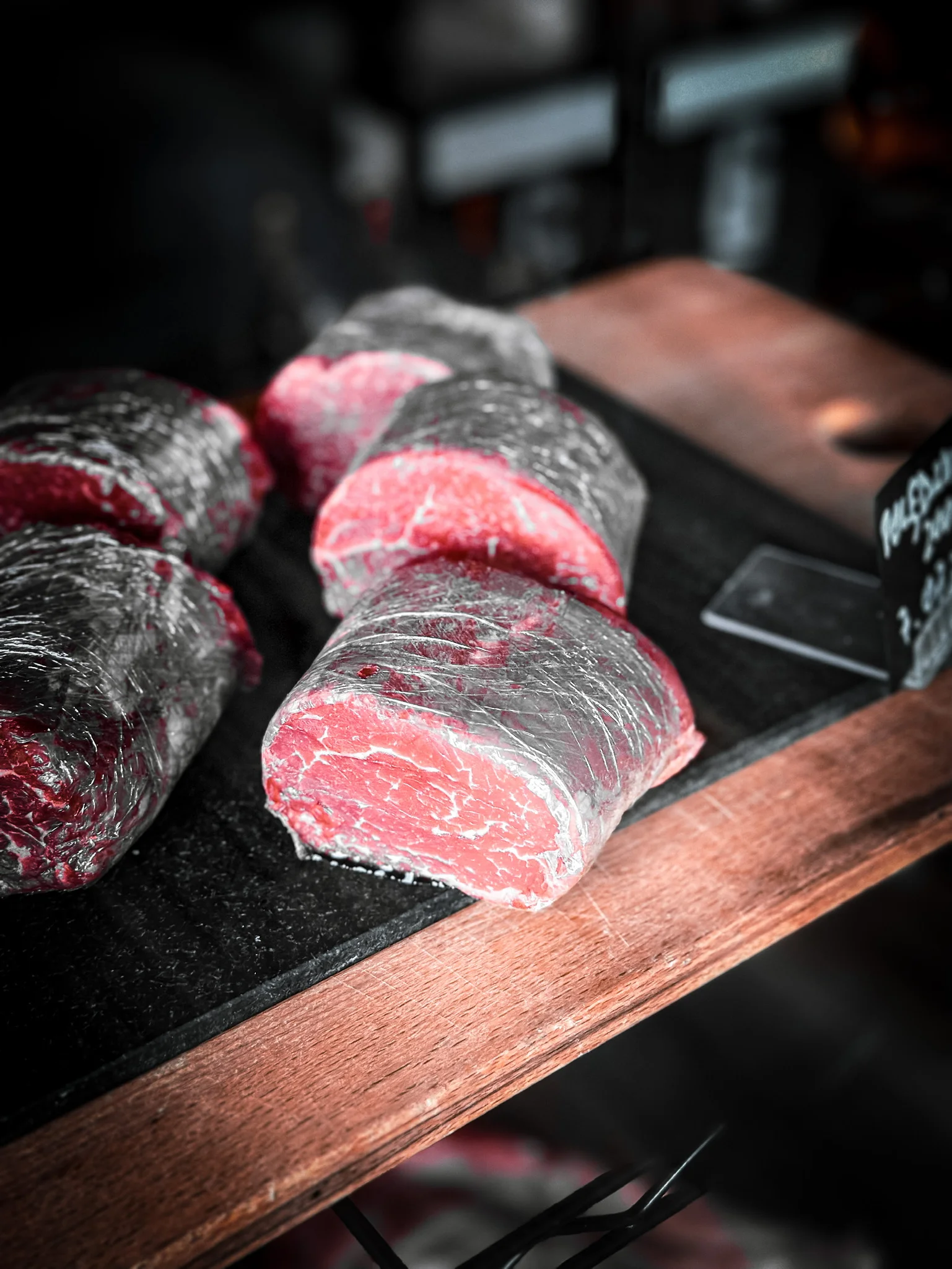 Otevřený voucher na jídlo i nápoje v hodnotě 250 PLN ve steakhousu a privátní vířivka v polské Kudowě Zdróji