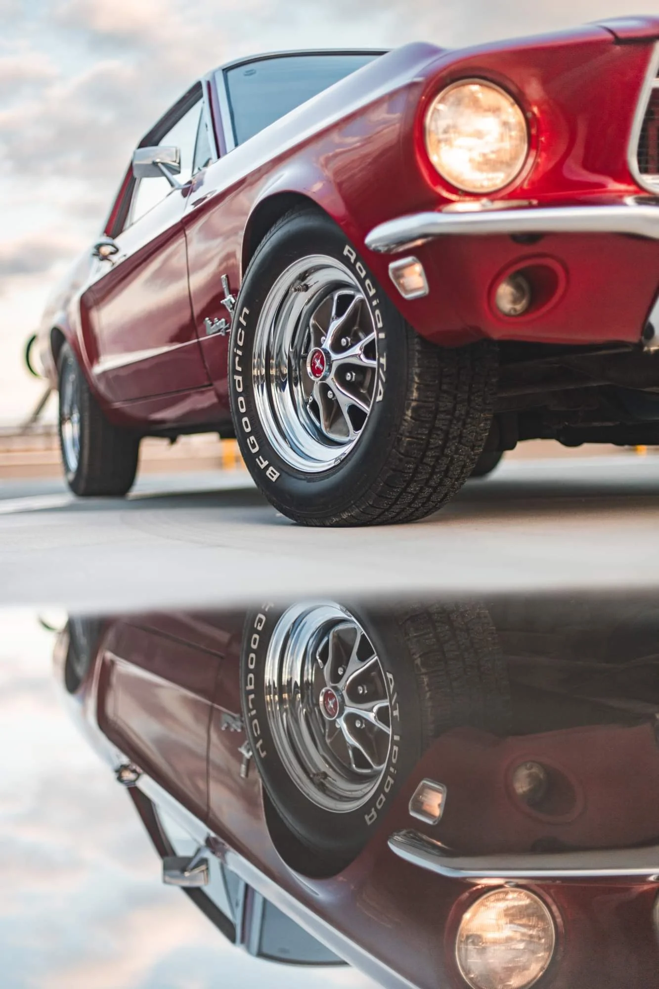 Zážitková jízda v legendárním Fordu Mustang 1968 V8: spolujezdec i řidič, 15-60 minut