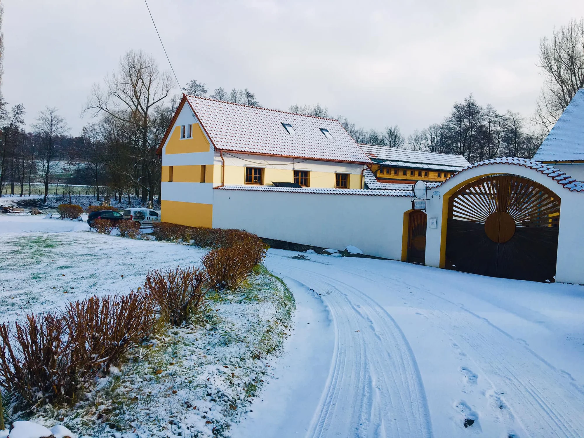 Stylová dovolená nedaleko Sedlčan: pohoda se snídaní a výlety