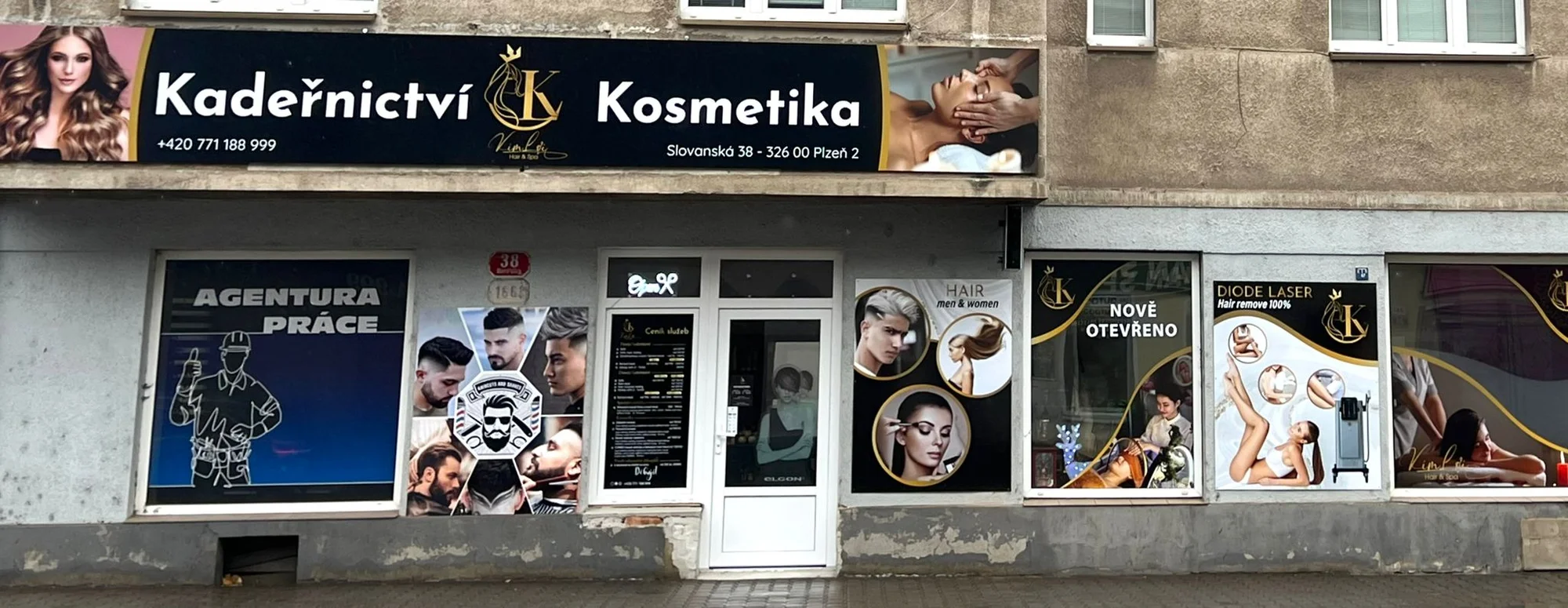 Rituál s bylinným mytím a napářkou hlavy a obličeje vč. masáže i čištění pleti