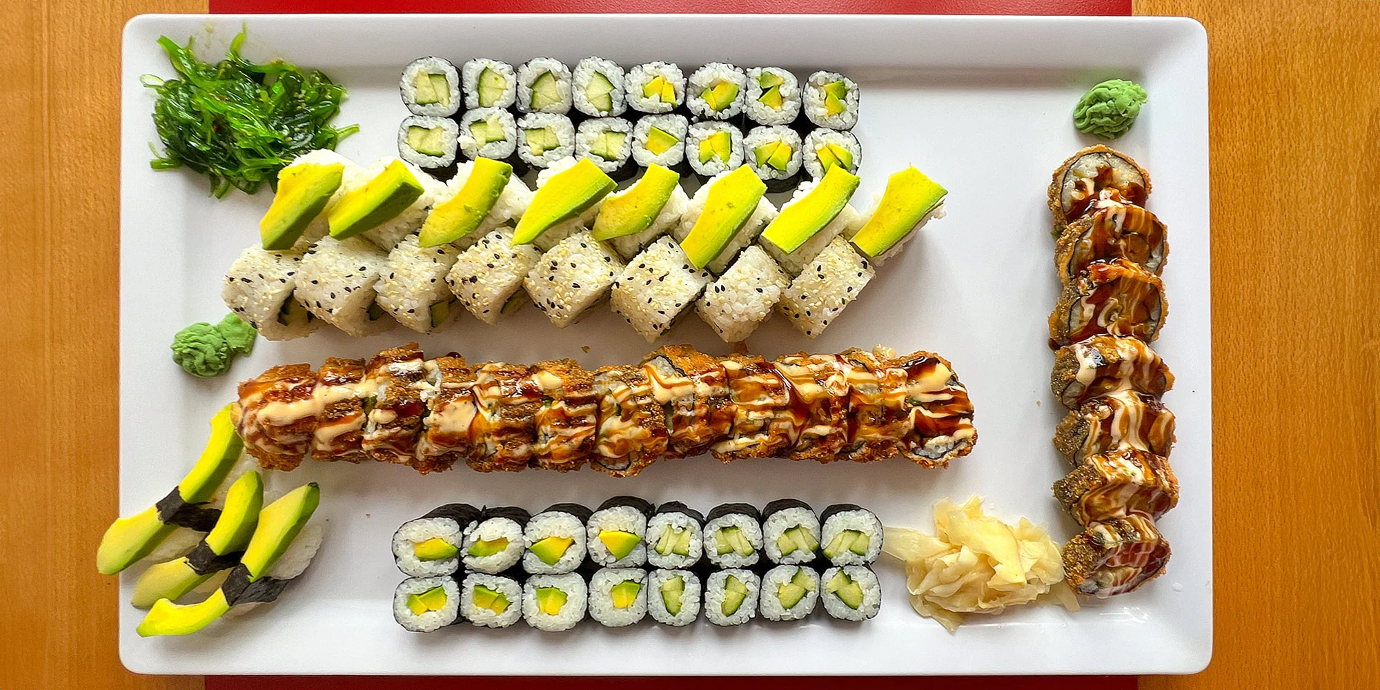 40 nebo 70 ks vege sushi včetně salátu wakame