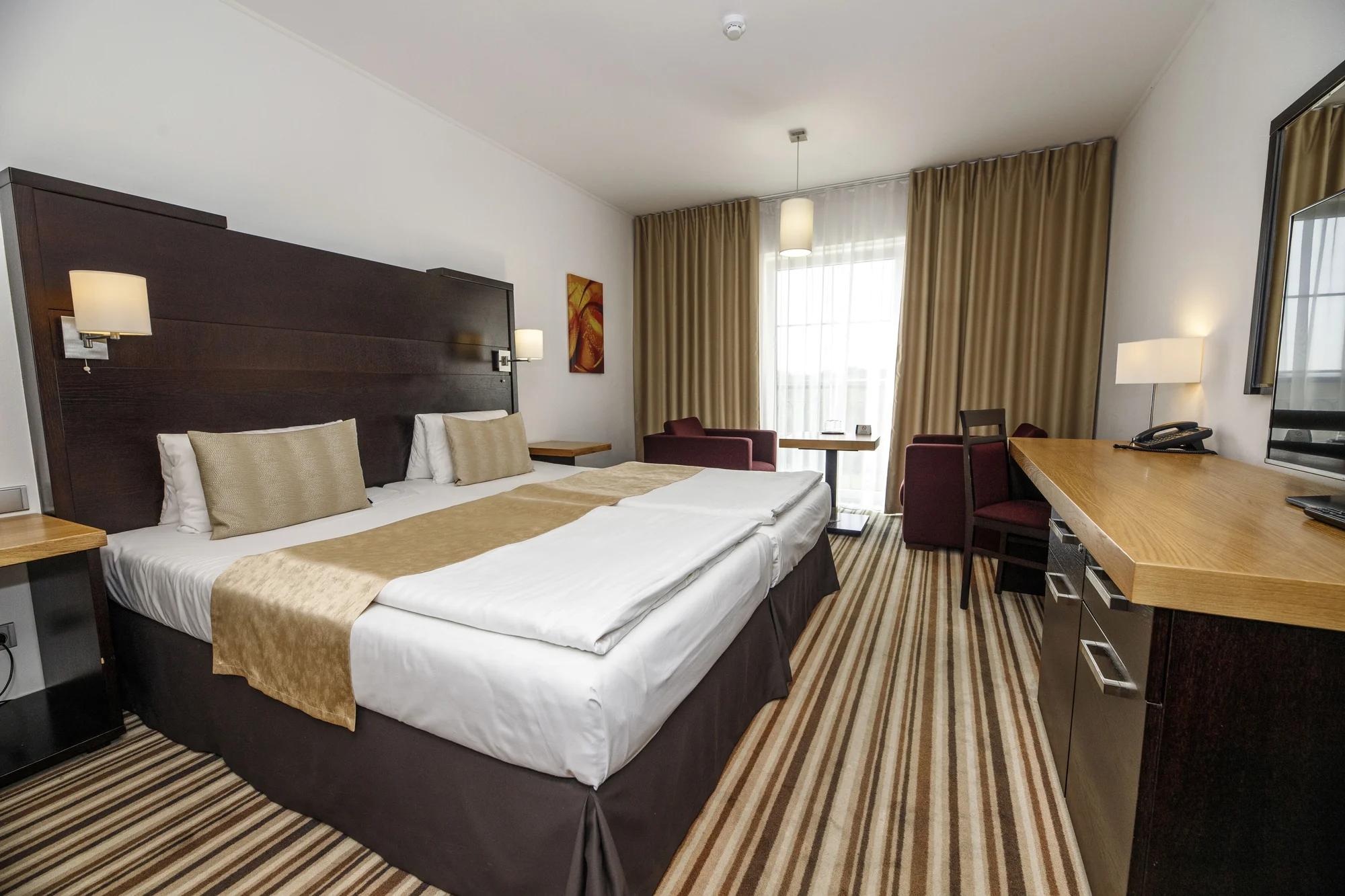 Pobyt v Plzni: 4* hotel se snídaní, tenisem, padelem a drinkem
