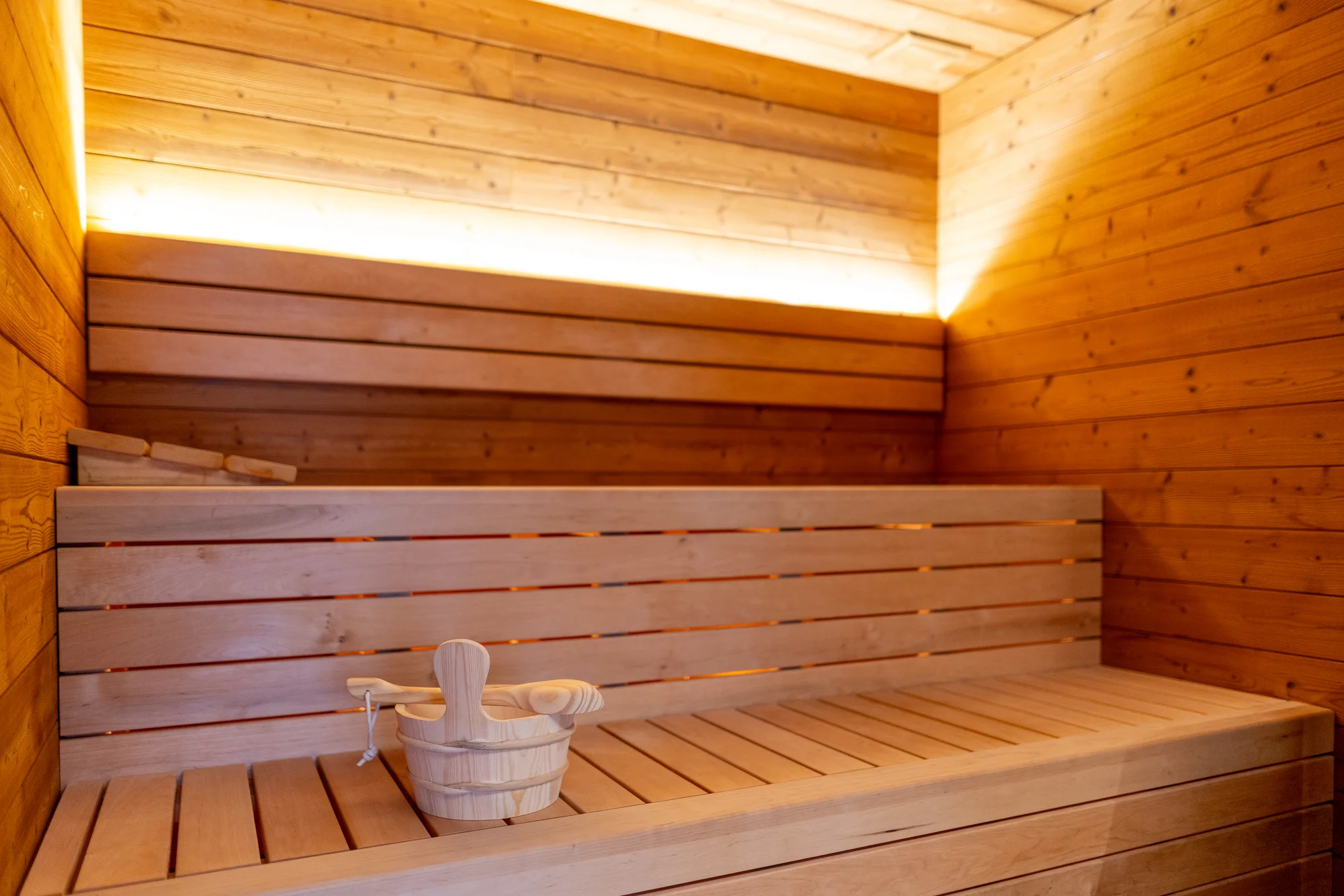 120 nebo 180 min. v privátním wellness pokoji i s občerstvením a sektem až pro 6 osob