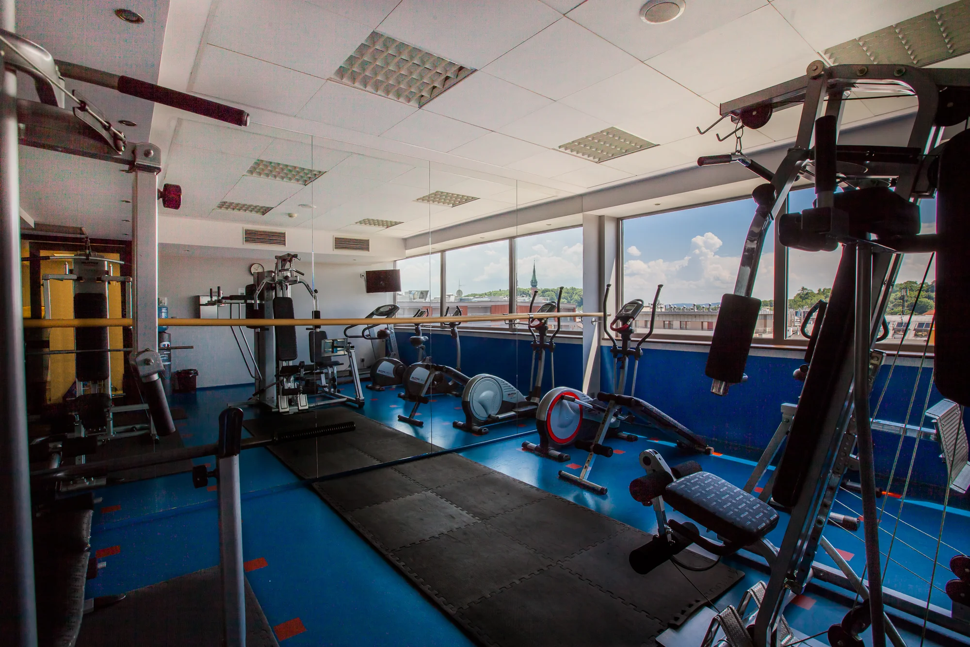 Hotel v centru Krakova: strava, wellness s výhledem na Stare Miasto, 2 km od Rynku Główny