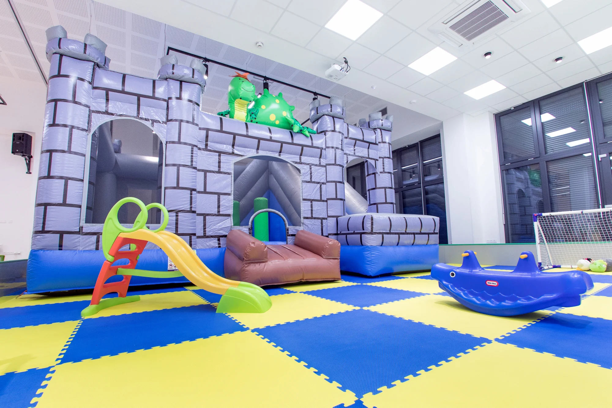 Pohádkový Jičín: snídaně či polopenze, vstup do wellness i do aquaparku a zážitky pro děti