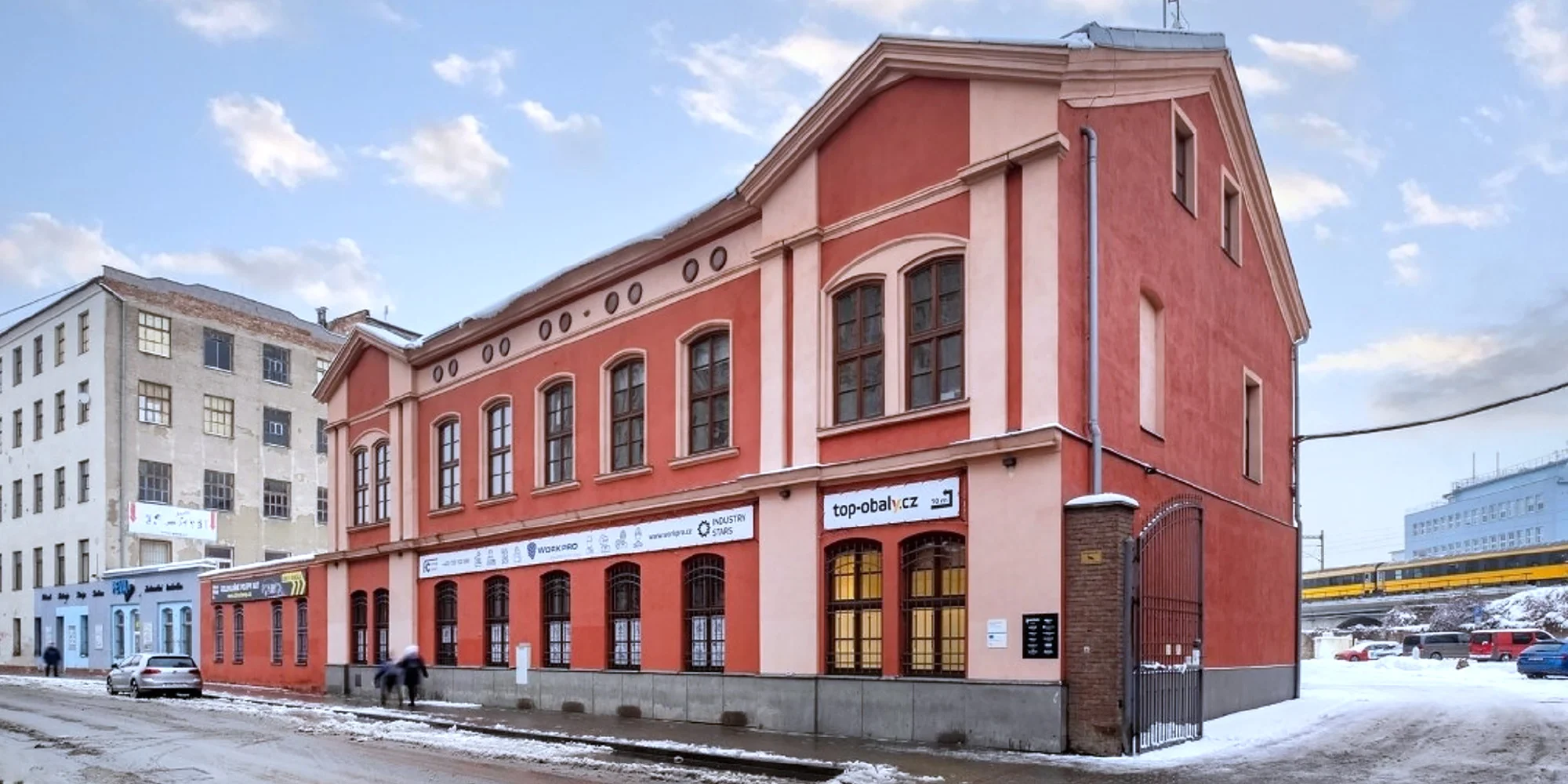 Relax v Brně: rekondiční, relaxační i aroma masáž, 30 až 60 minut