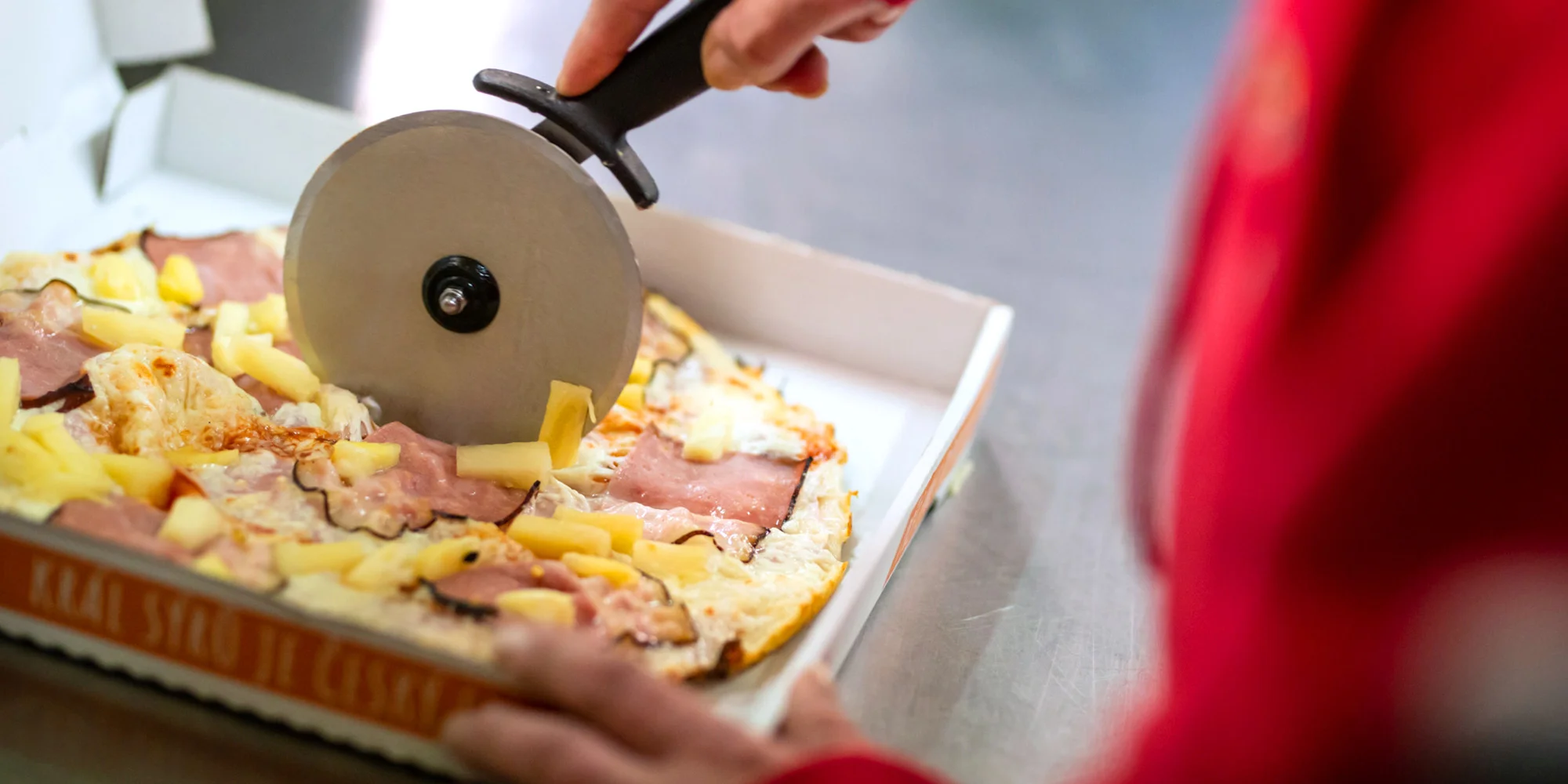 2 poctivé Ogarovy pizzy: výběr ze 16 druhů, rozvoz po Zlíně a Otrokovicích