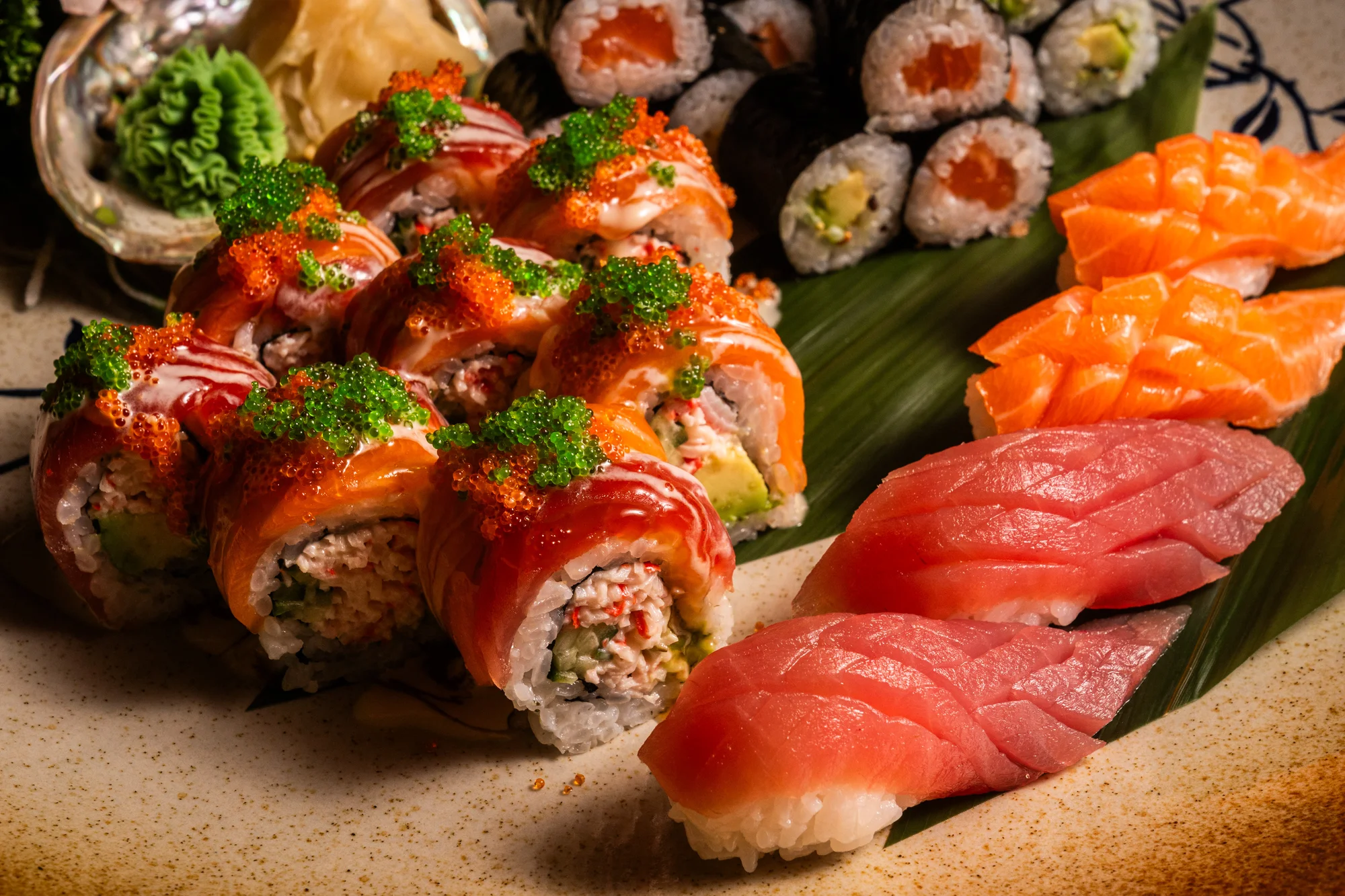 Vícechodové menu i sushi ve vyhlášené japonsko-korejské restauraci pro 2 osoby
