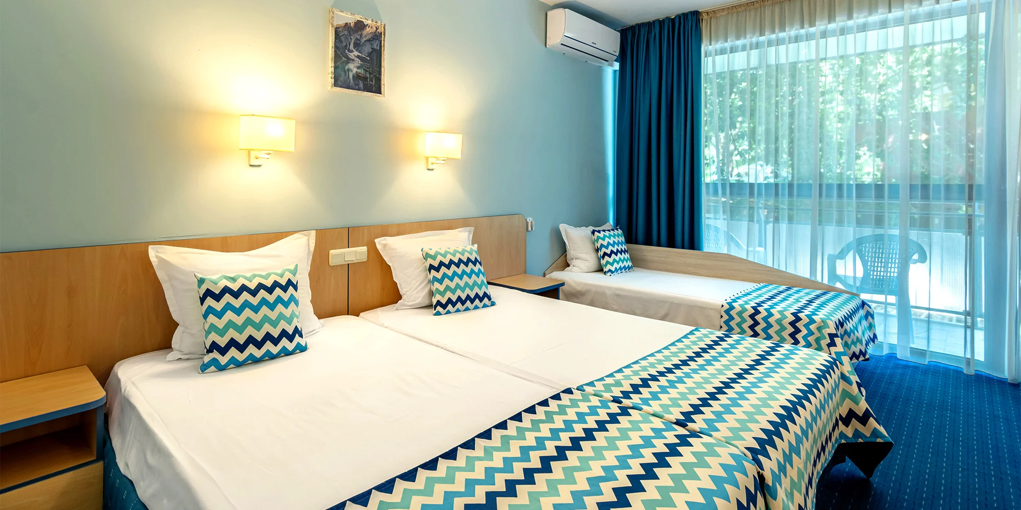 All inclusive dovolená v Bulharsku: apartmány pro páry i rodiny, bazén, animace i děti zdarma