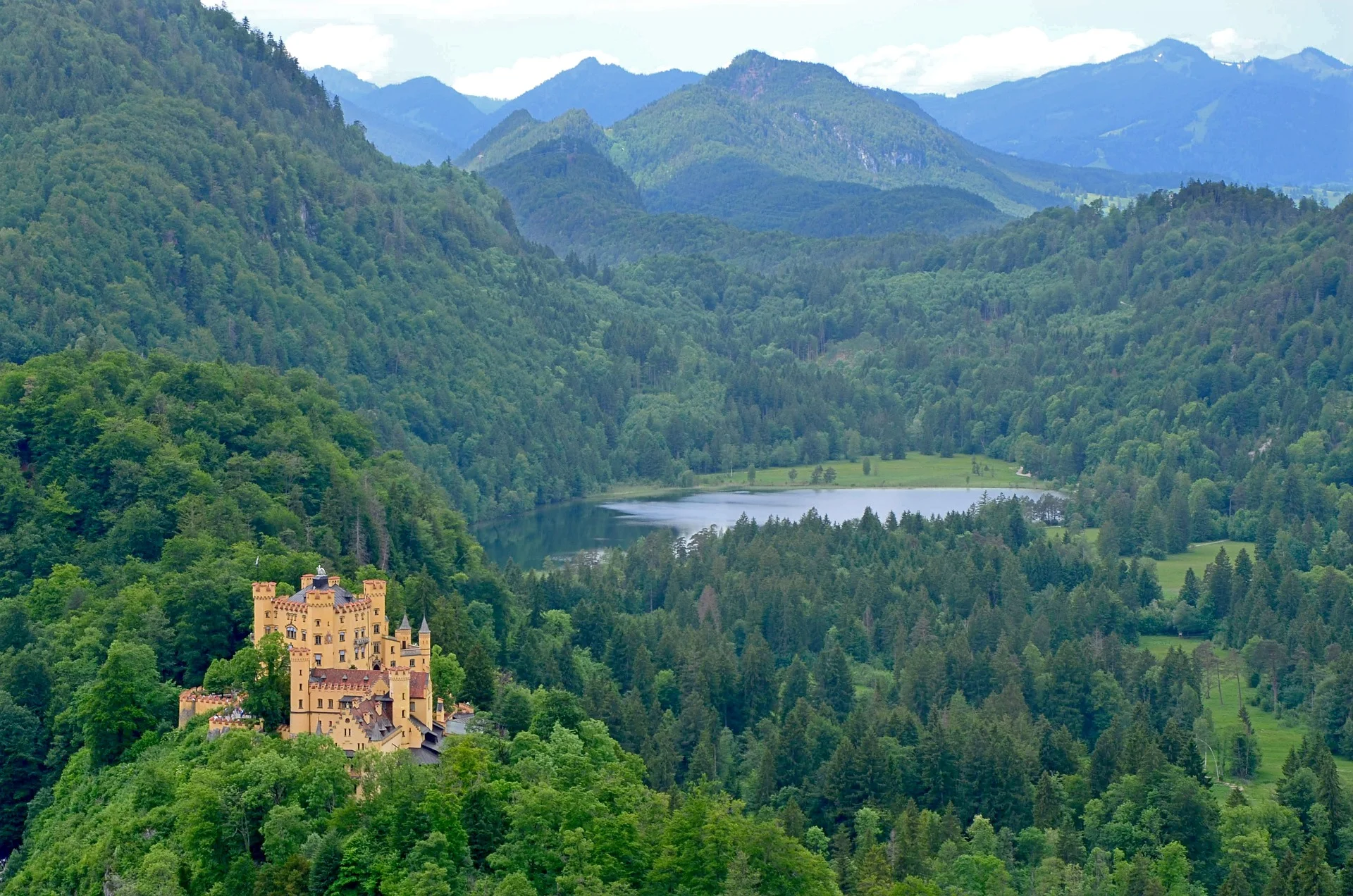 Pohádkové zámky šíleného krále: Neuschwanstein a Hohenschwangau vč. dopravy