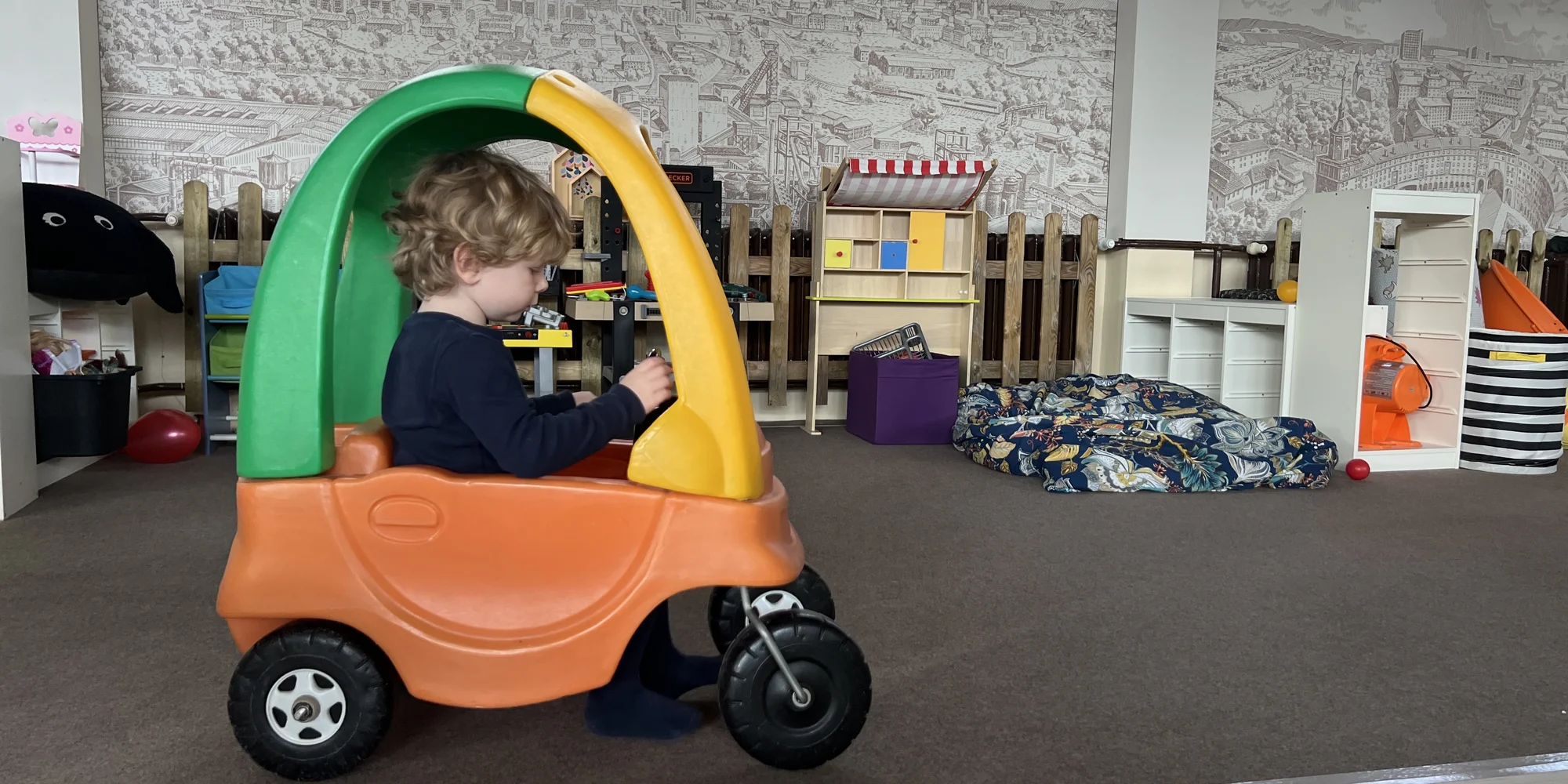 Horká čokoláda podle výběru v kavárně s dětskou herničkou