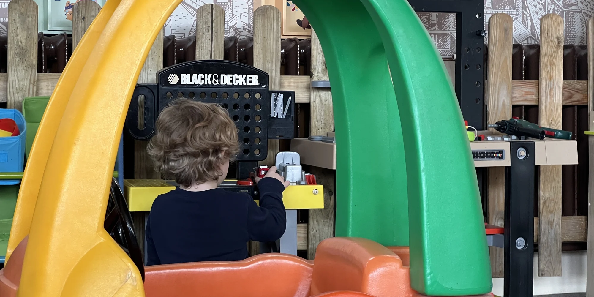 Horká čokoláda podle výběru v kavárně s dětskou herničkou