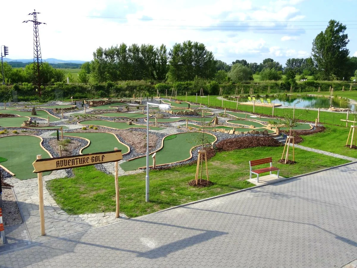 Relax v srdci Slovácka: penzion se snídaní či polopenzí, láhev vína a možnost privátního wellness
