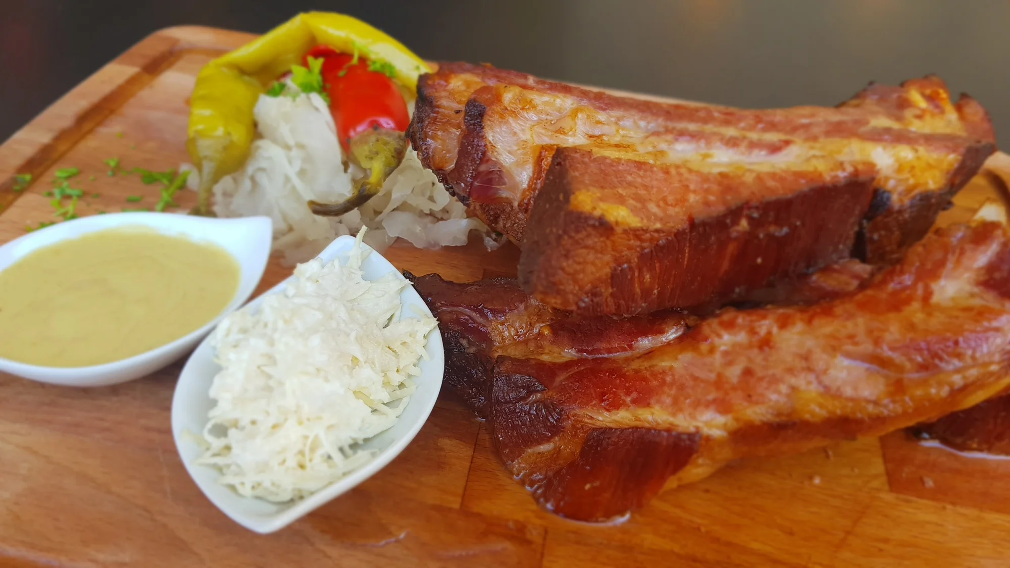 Otevřený voucher v hodnotě 1000 Kč na cokoli z jídelního lístku restaurace U Ševce Matouše