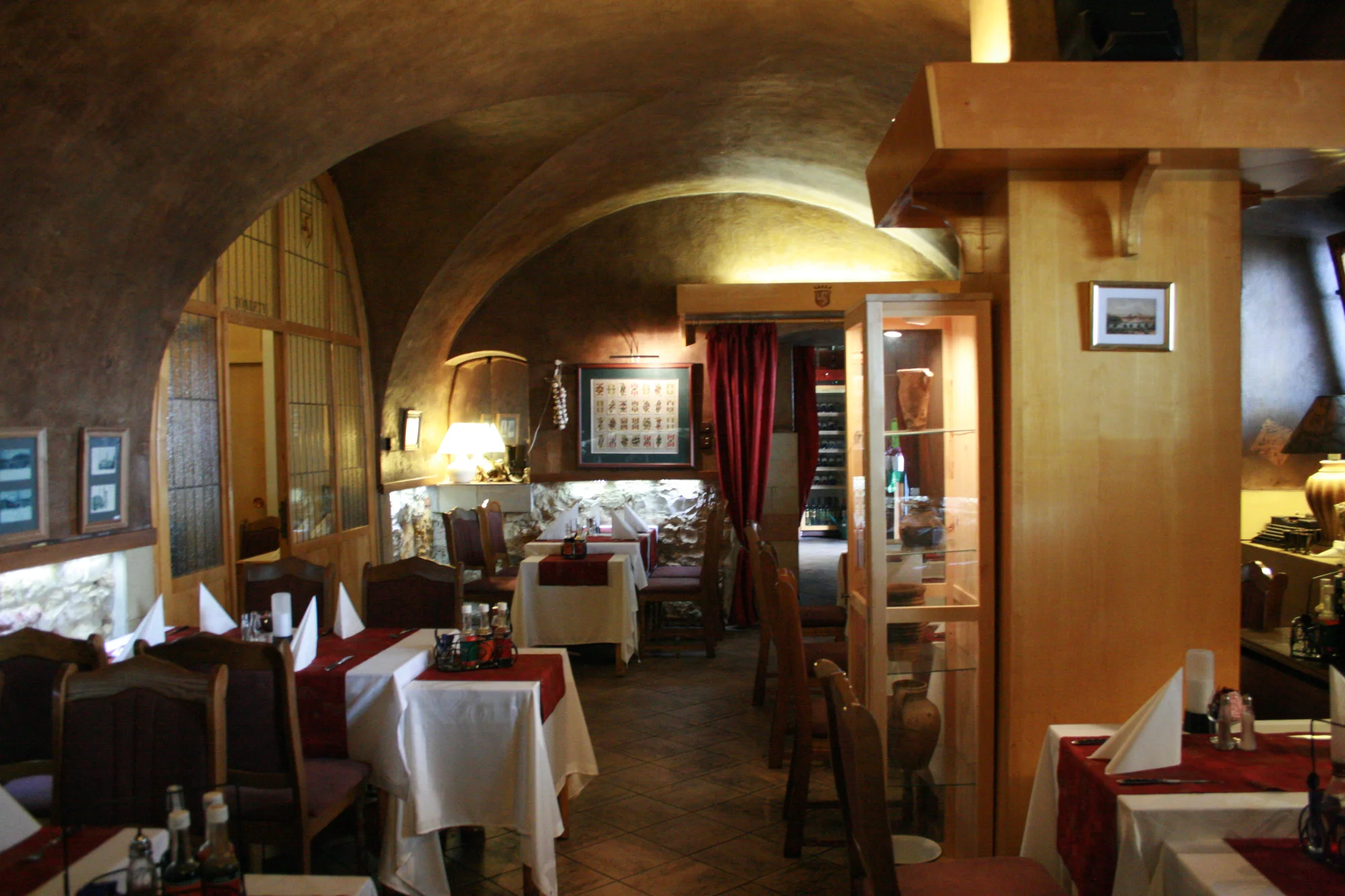 Otevřený voucher v hodnotě 1000 Kč na cokoli z jídelního lístku restaurace U Ševce Matouše