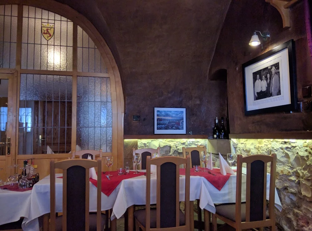 Otevřený voucher v hodnotě 1000 Kč na cokoli z jídelního lístku restaurace U Ševce Matouše