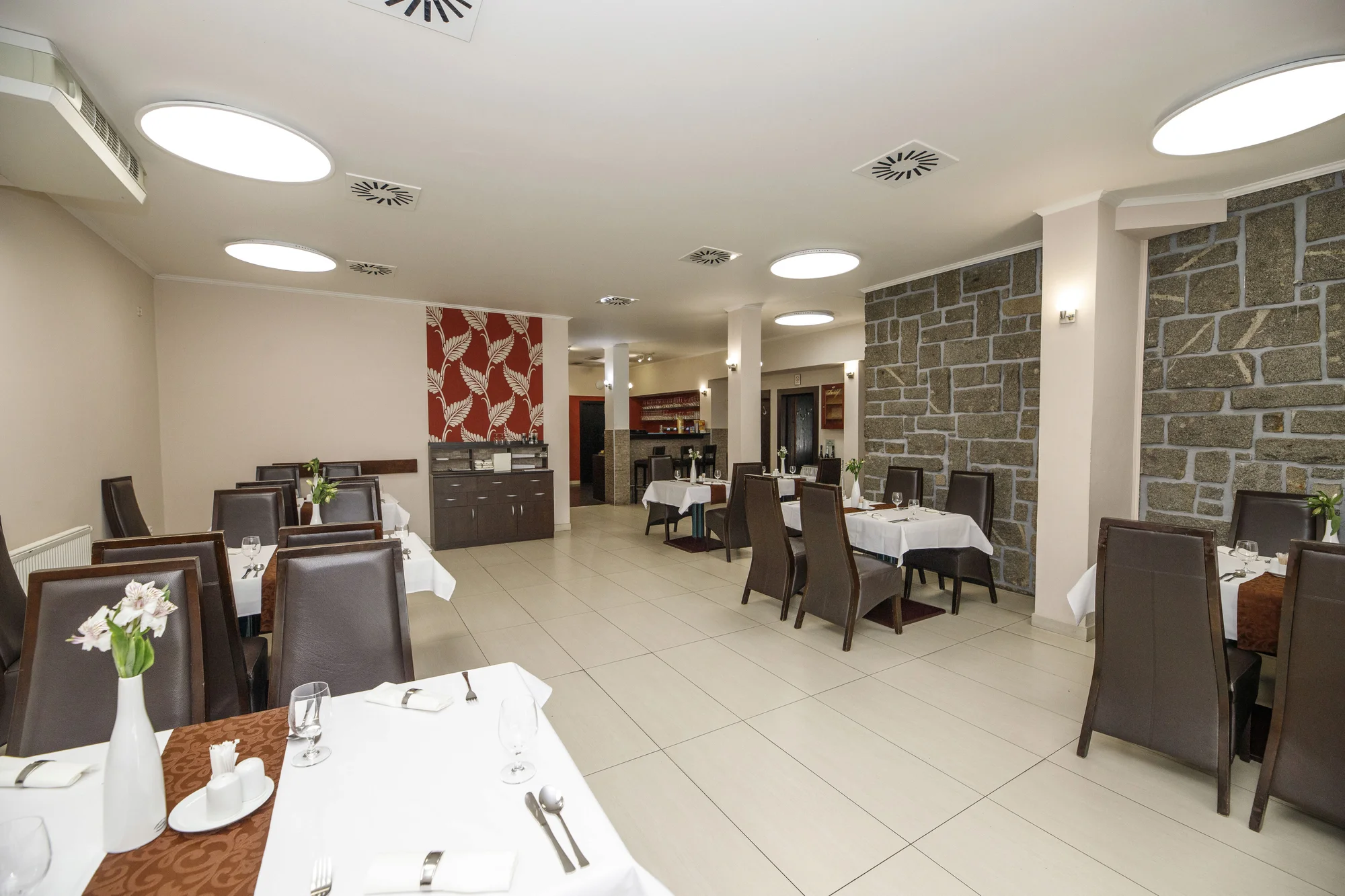 Otevřené vouchery na 500 a 1000 Kč do restaurace v Parkhotelu Plzeň