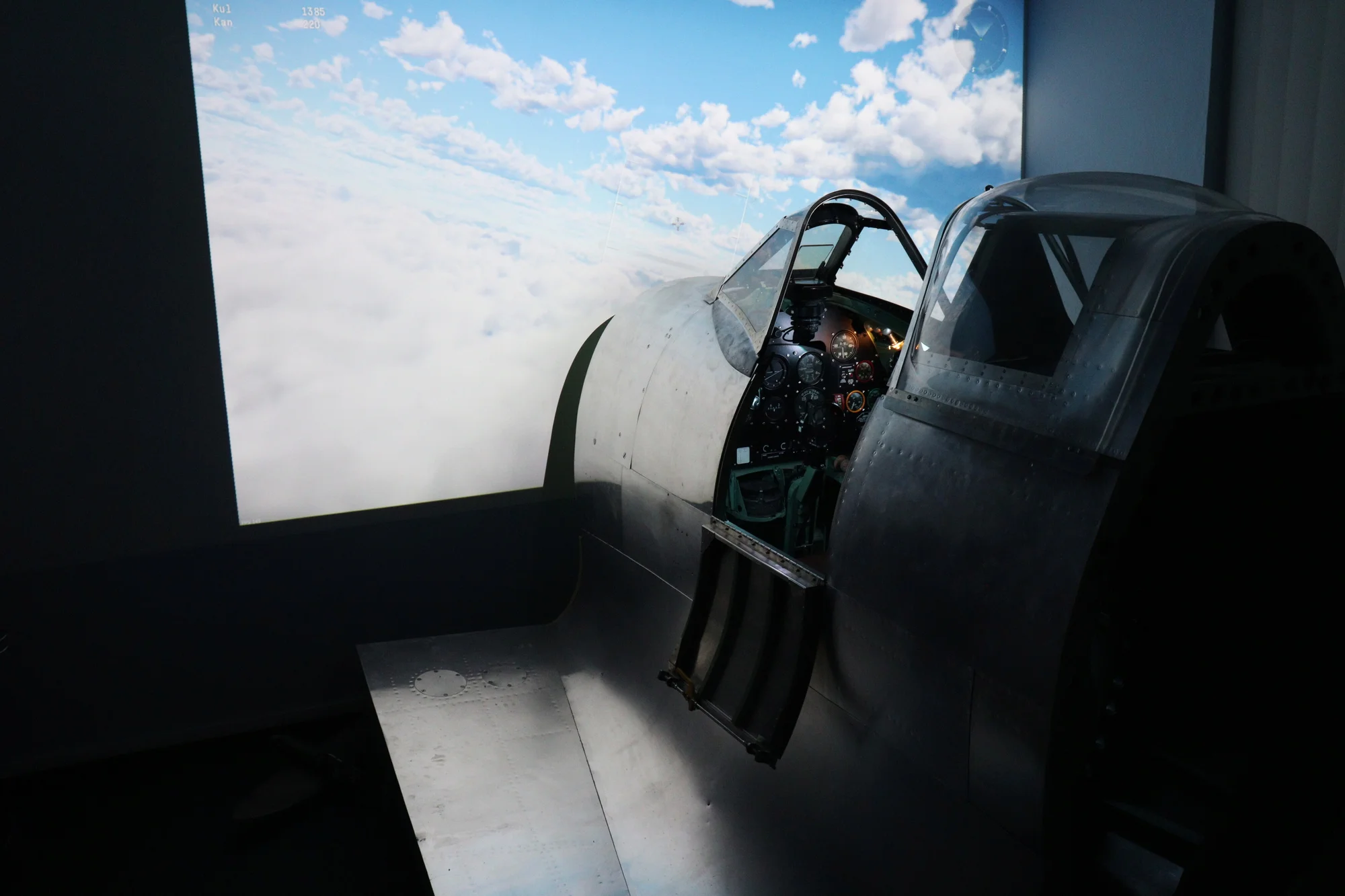Pilotem za 2. světové války: 60 nebo 90 min. na leteckých simulátorech pro jednoho i souboje ve dvou