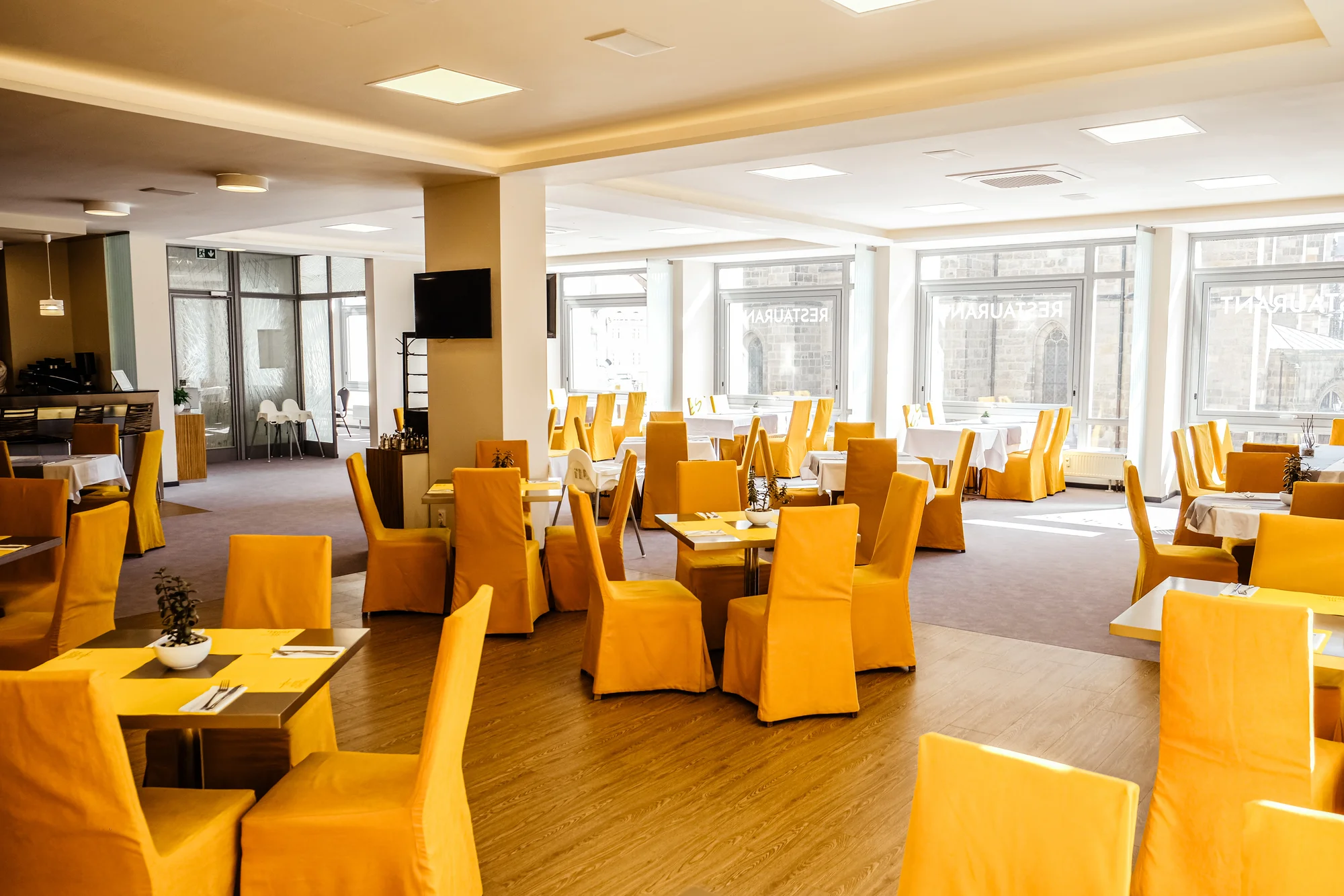 4* relax v srdci Plzně s bohatou polopenzí i neomezeným wellness, pivní lázní a prohlídkou podzemí