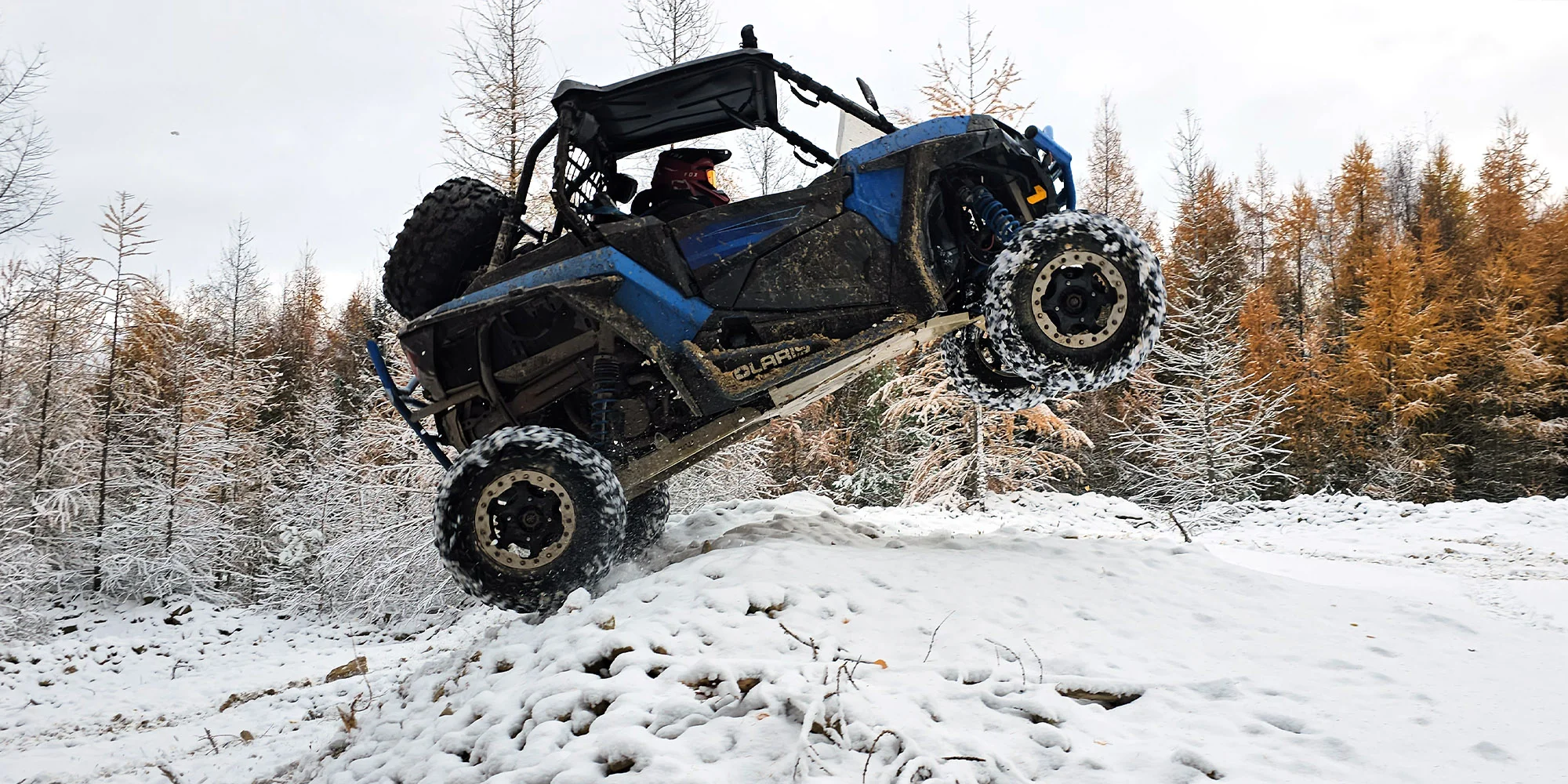 Jízda na přírodním okruhu: 15–60 min. řízení terénní buggy či spolujízdy v dakarské