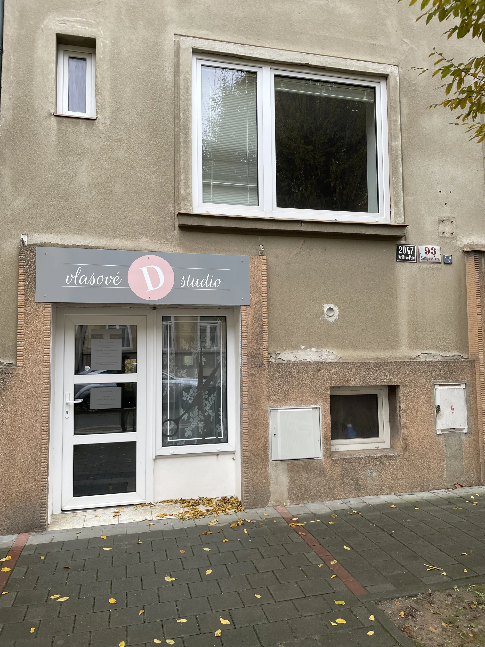 Balíček dámské kadeřnické péče: střih, barva, přeliv i zesvětlení pro všechny délky vlasů