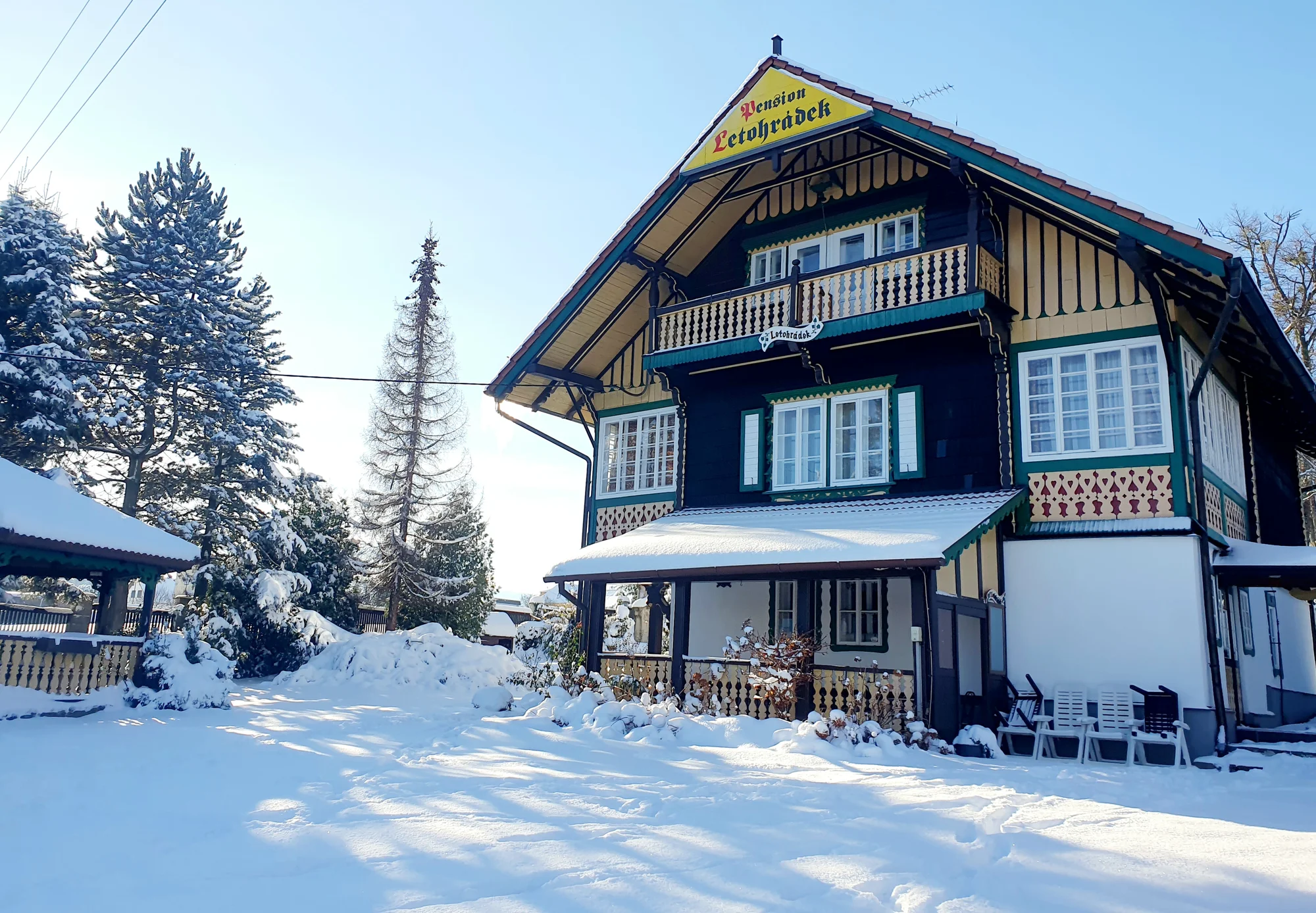 Privátní wellness a kachní prsa nebo lovecké menu v historickém letohrádku pro 2 osoby