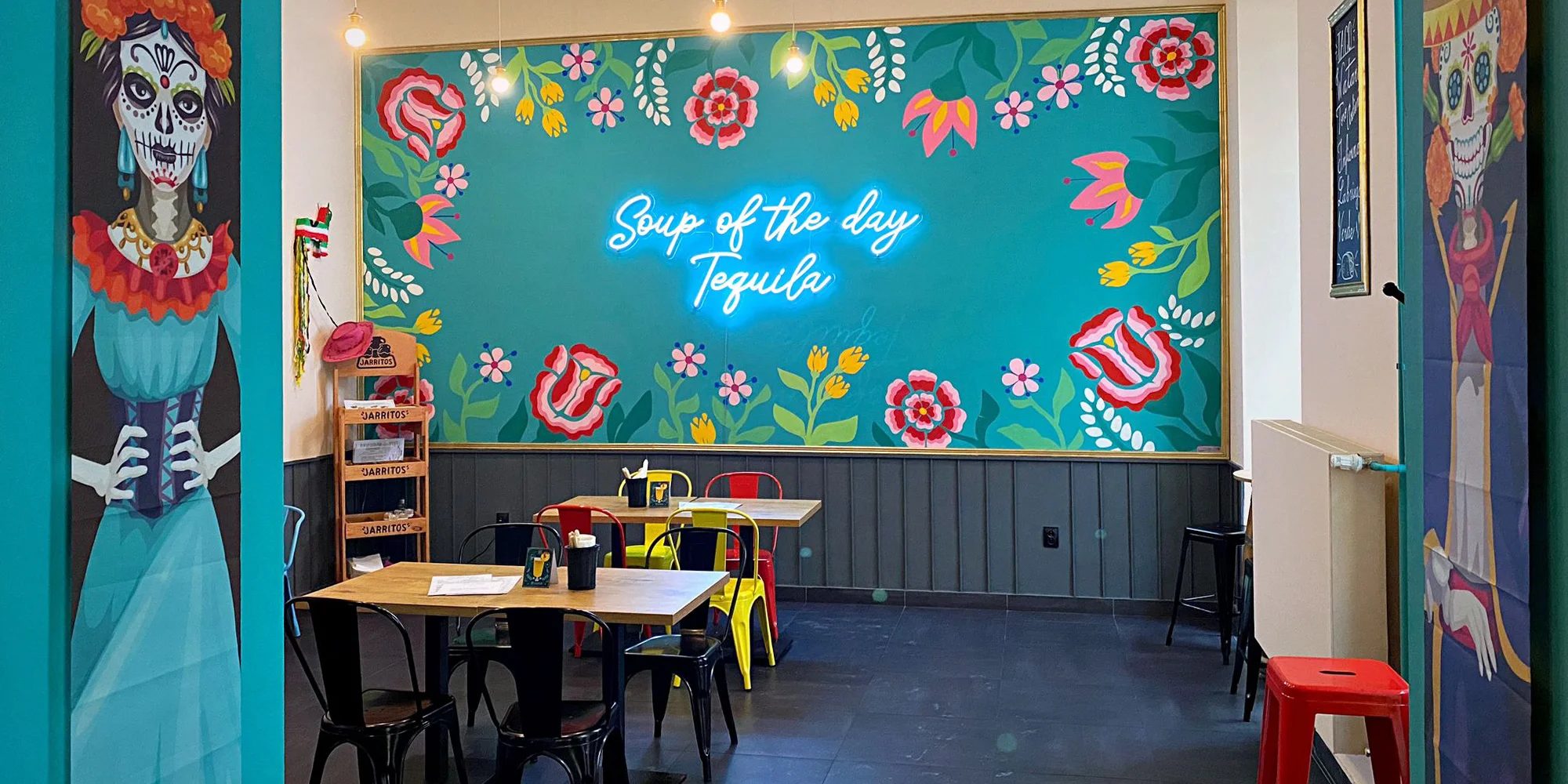 Vychutnejte si mexické menu pro dva: 4x tacos a 2x Margarita s malinami či mangem