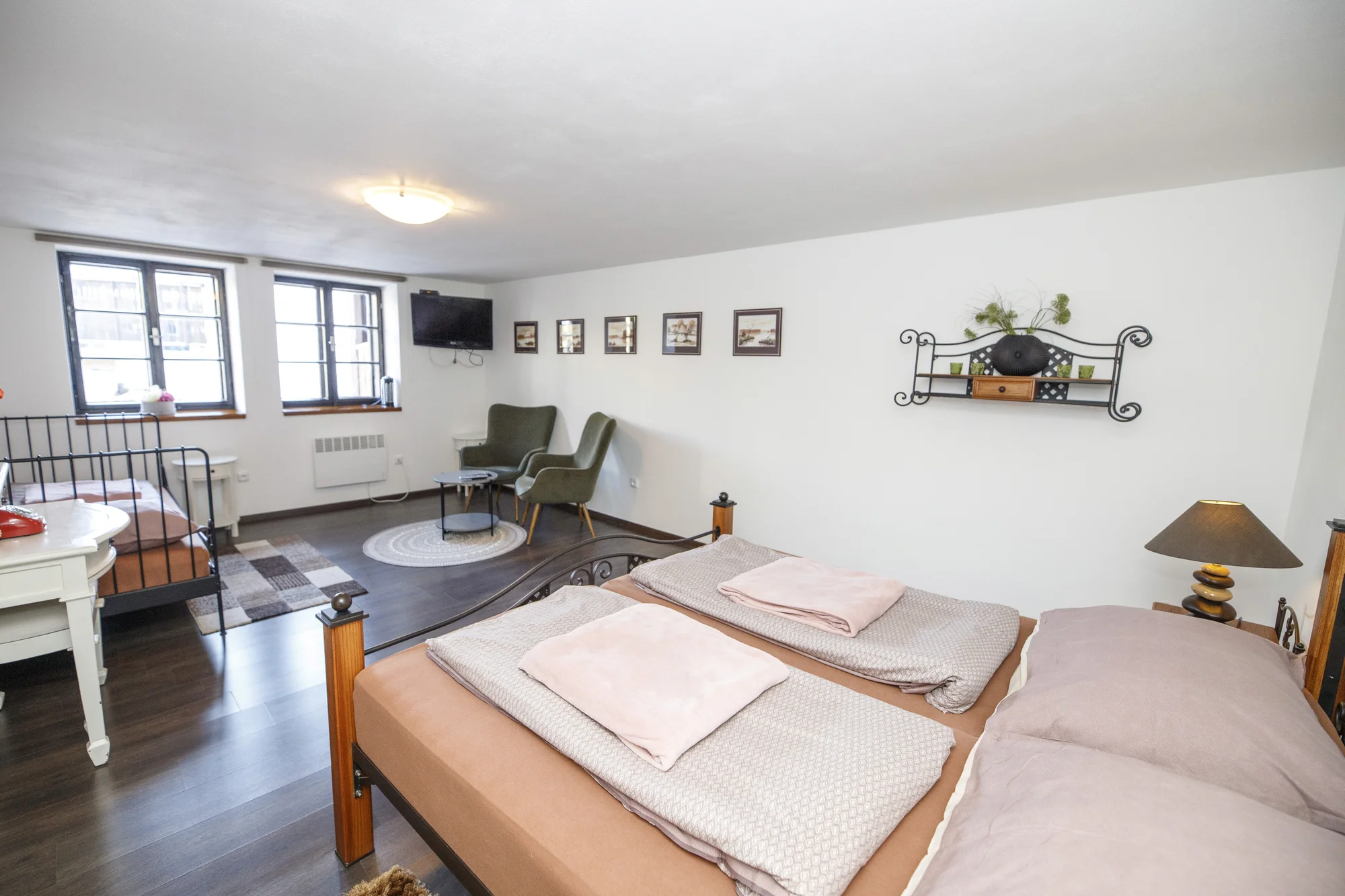 Apartmány v srdci Třeboně až pro 4 osoby: výhled na Zlatou stoku, vstup do Muzea marcipánu