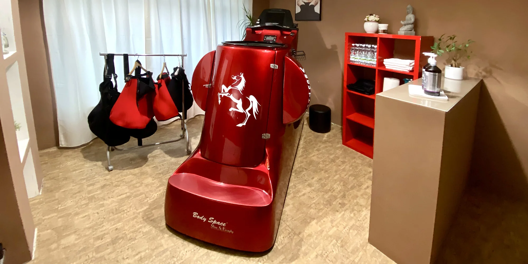 Body Space VacuTherm: cvičení pro redukci celulitidy, tvarování postavy a tvorbu kolagenu