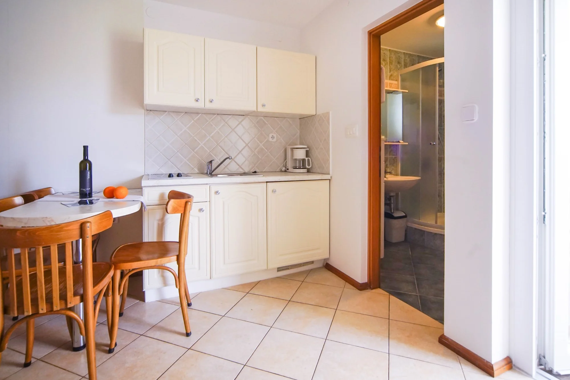Dovolená na Istrii: pokoj či apartmán, bazén a 350 m na pláž